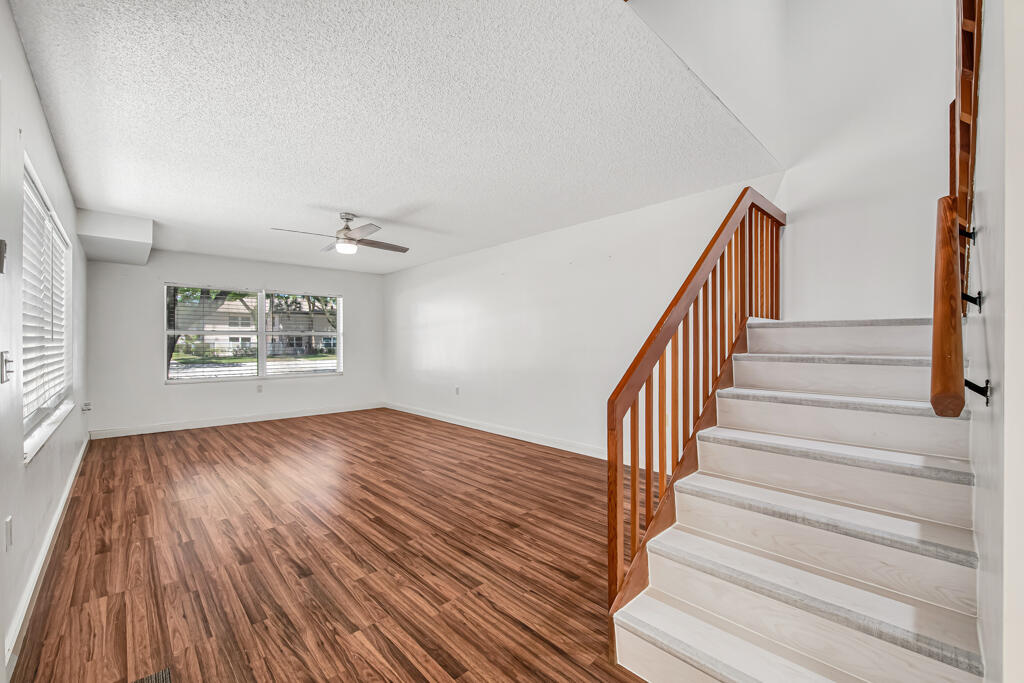 STAMFORD AT ROYAL PALM BEACH - Residential