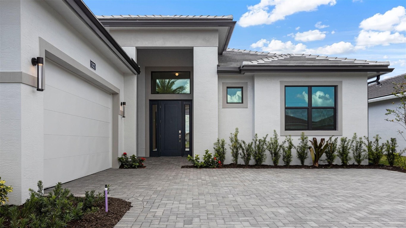 CRESSWIND PALM BEACH - Residential