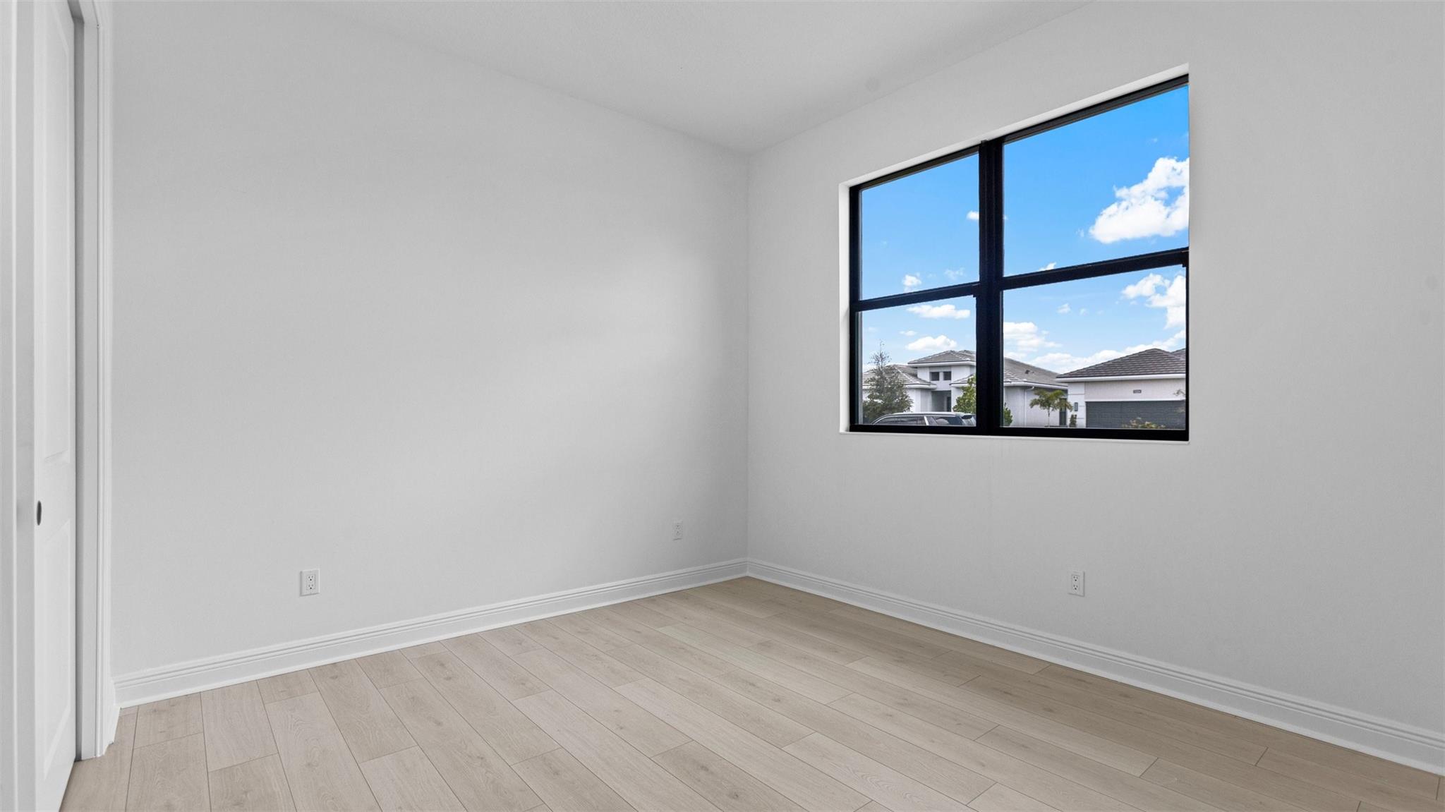 CRESSWIND PALM BEACH - Residential