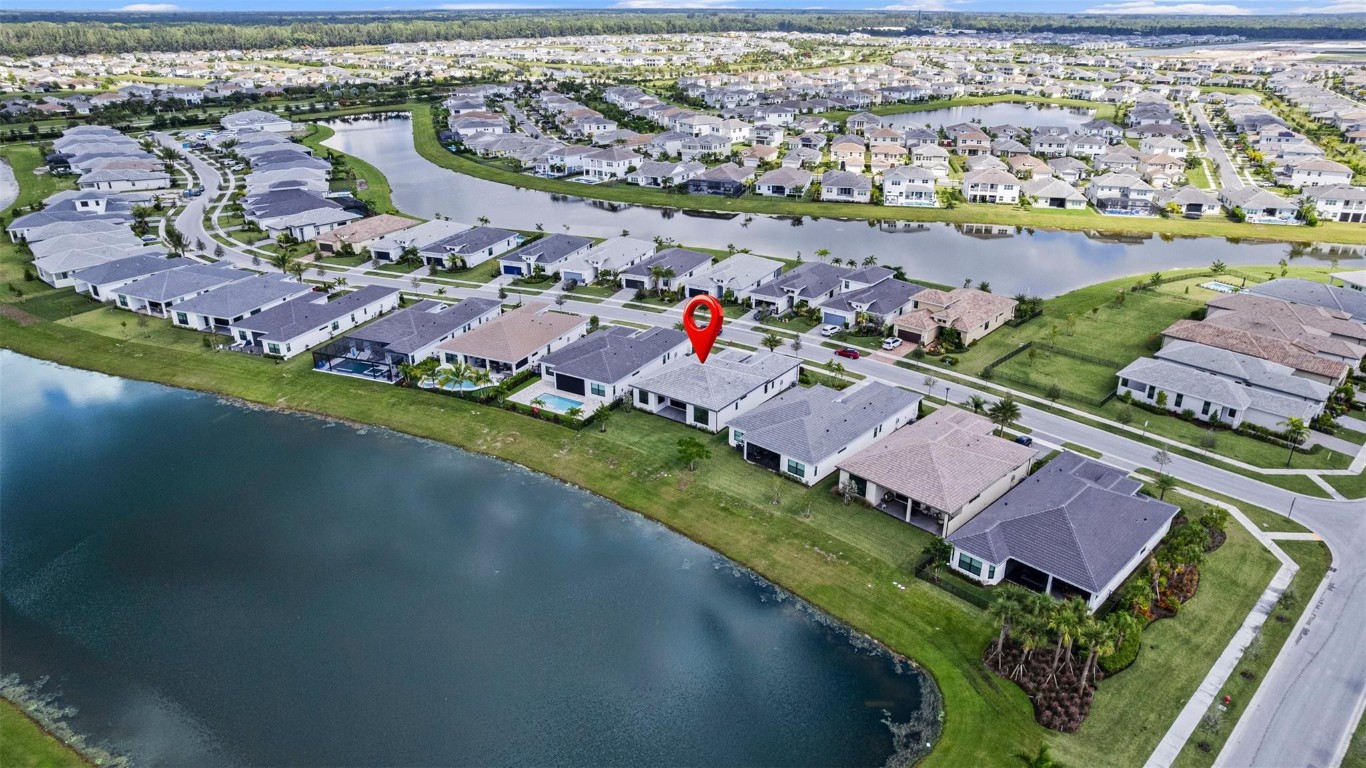 CRESSWIND PALM BEACH - Residential