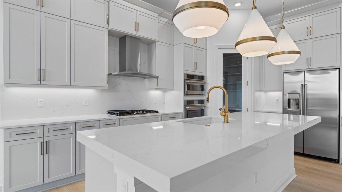 CRESSWIND PALM BEACH - Residential