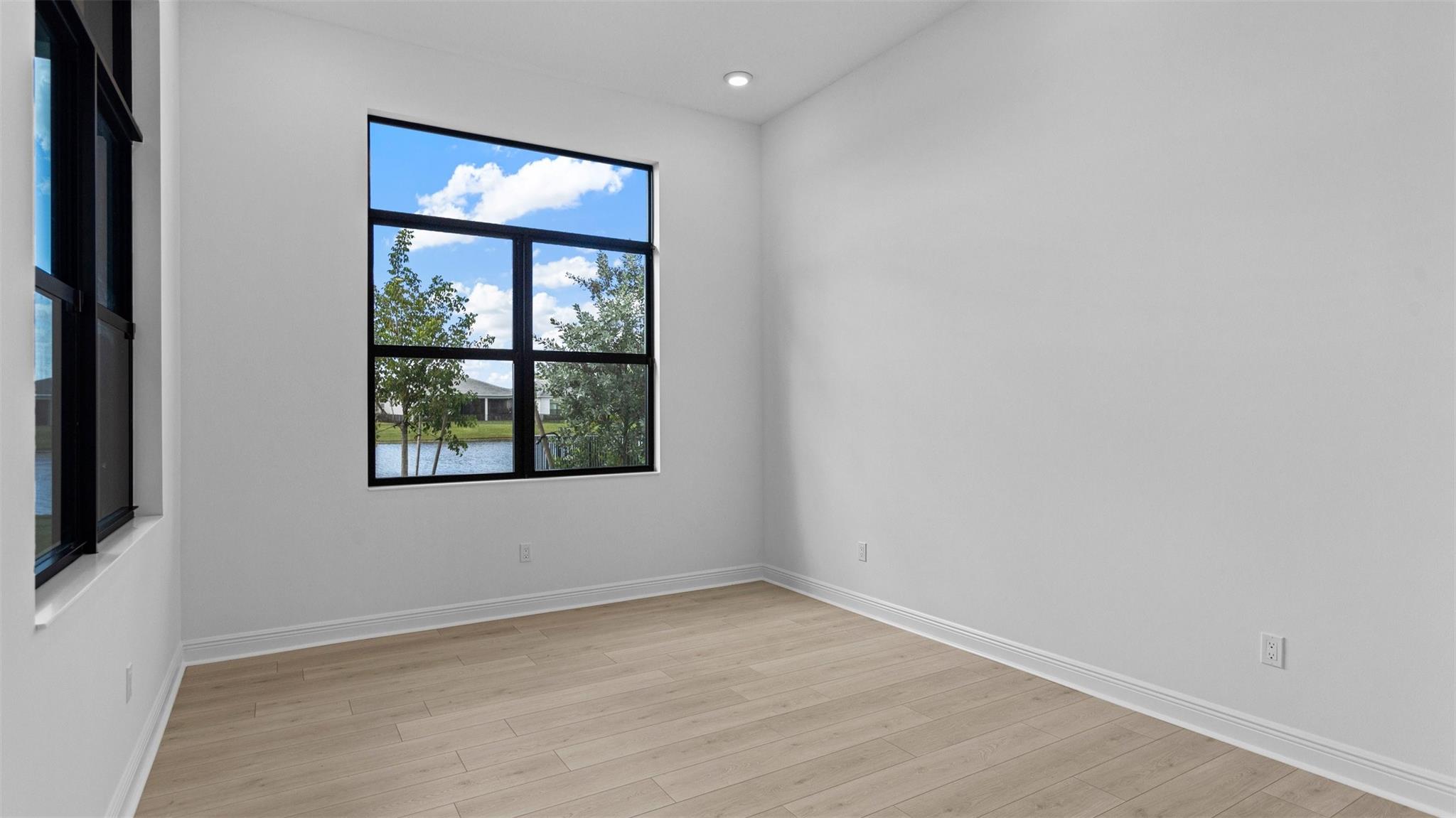 CRESSWIND PALM BEACH - Residential