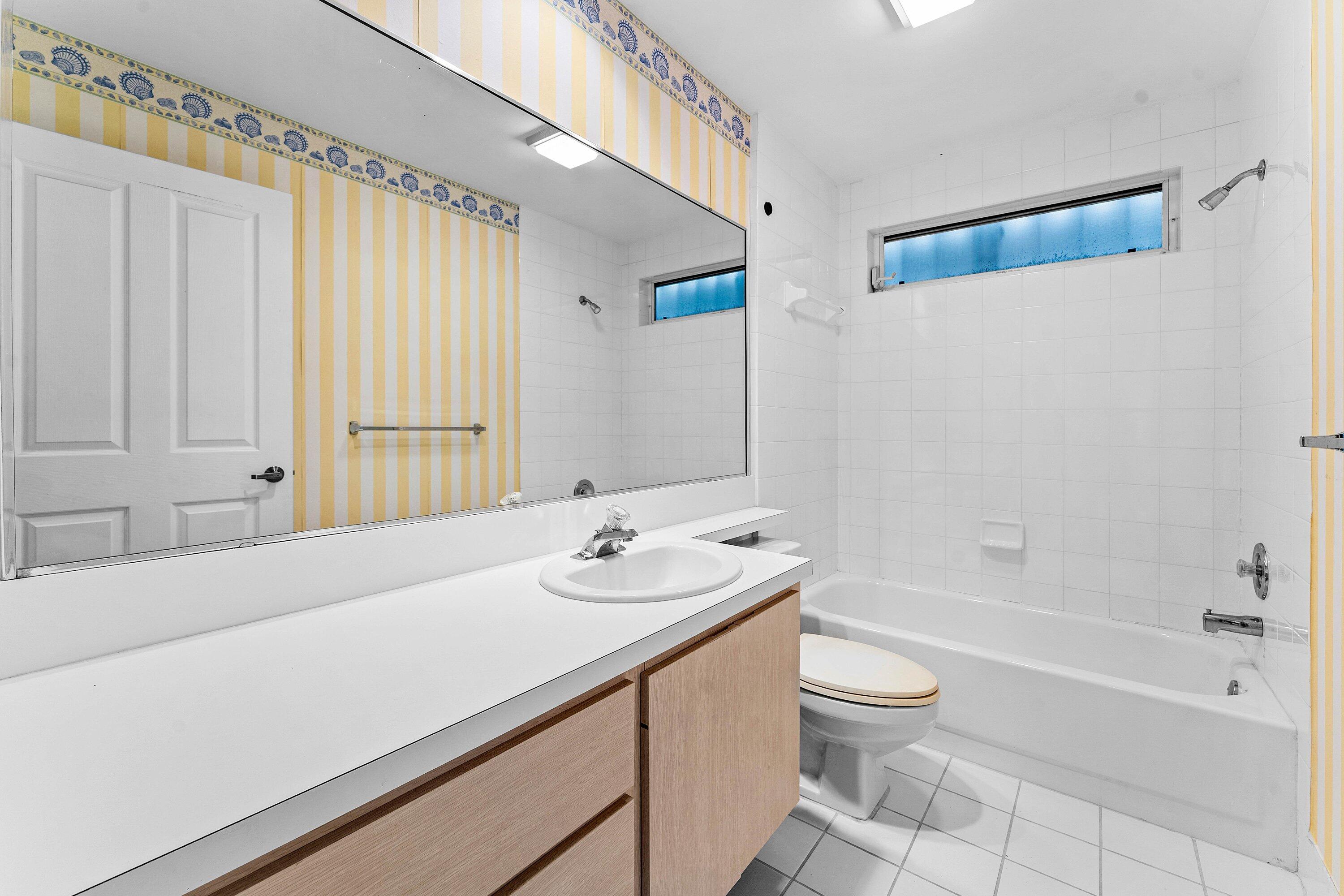 Sun Terrace at the Oaks - Residential