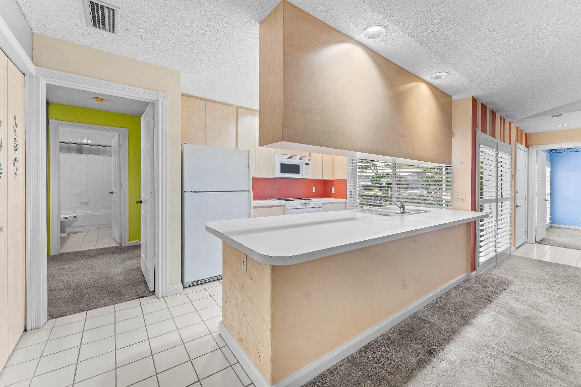 5101 Water Oak Court