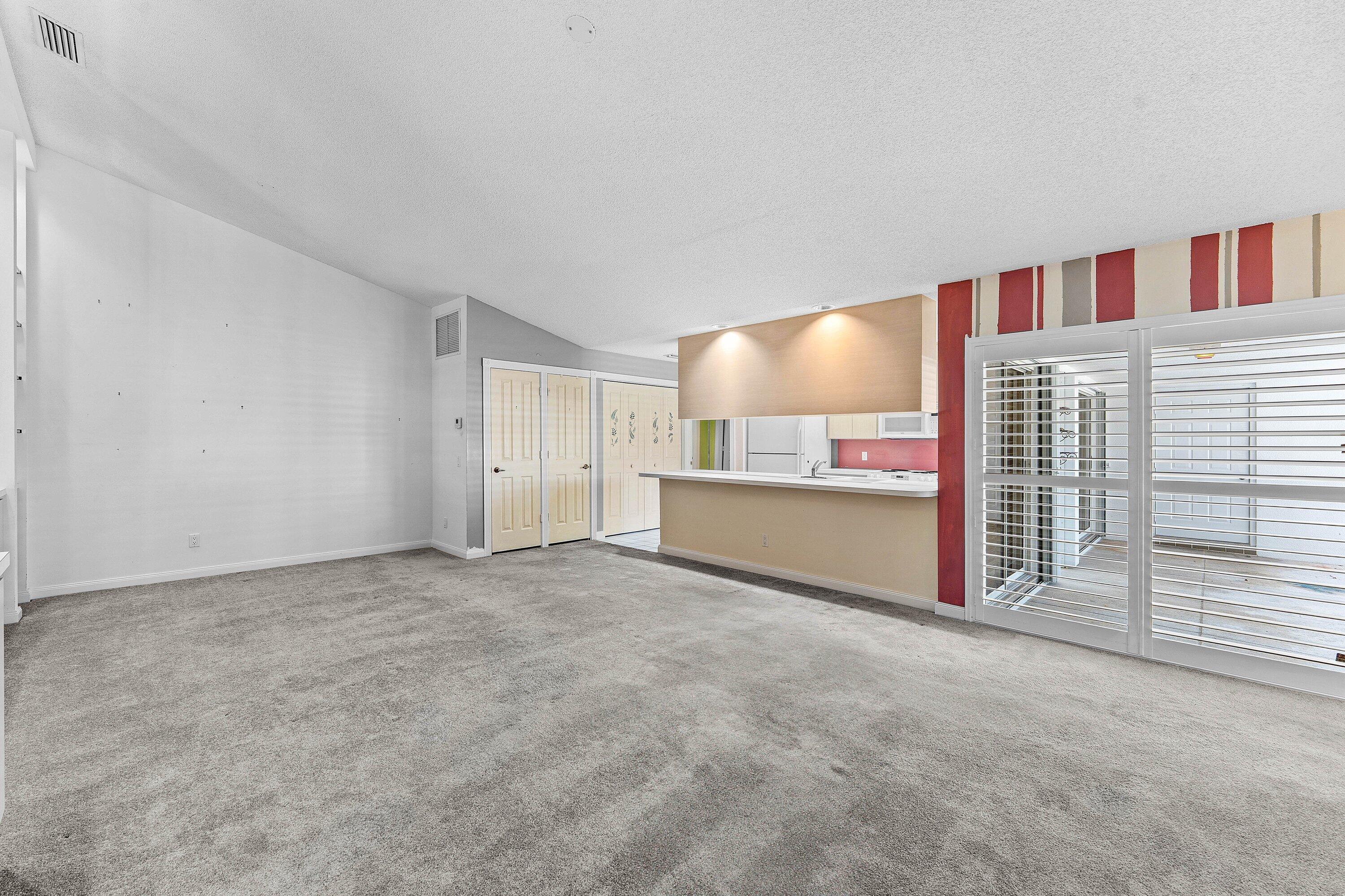 Sun Terrace at the Oaks - Residential