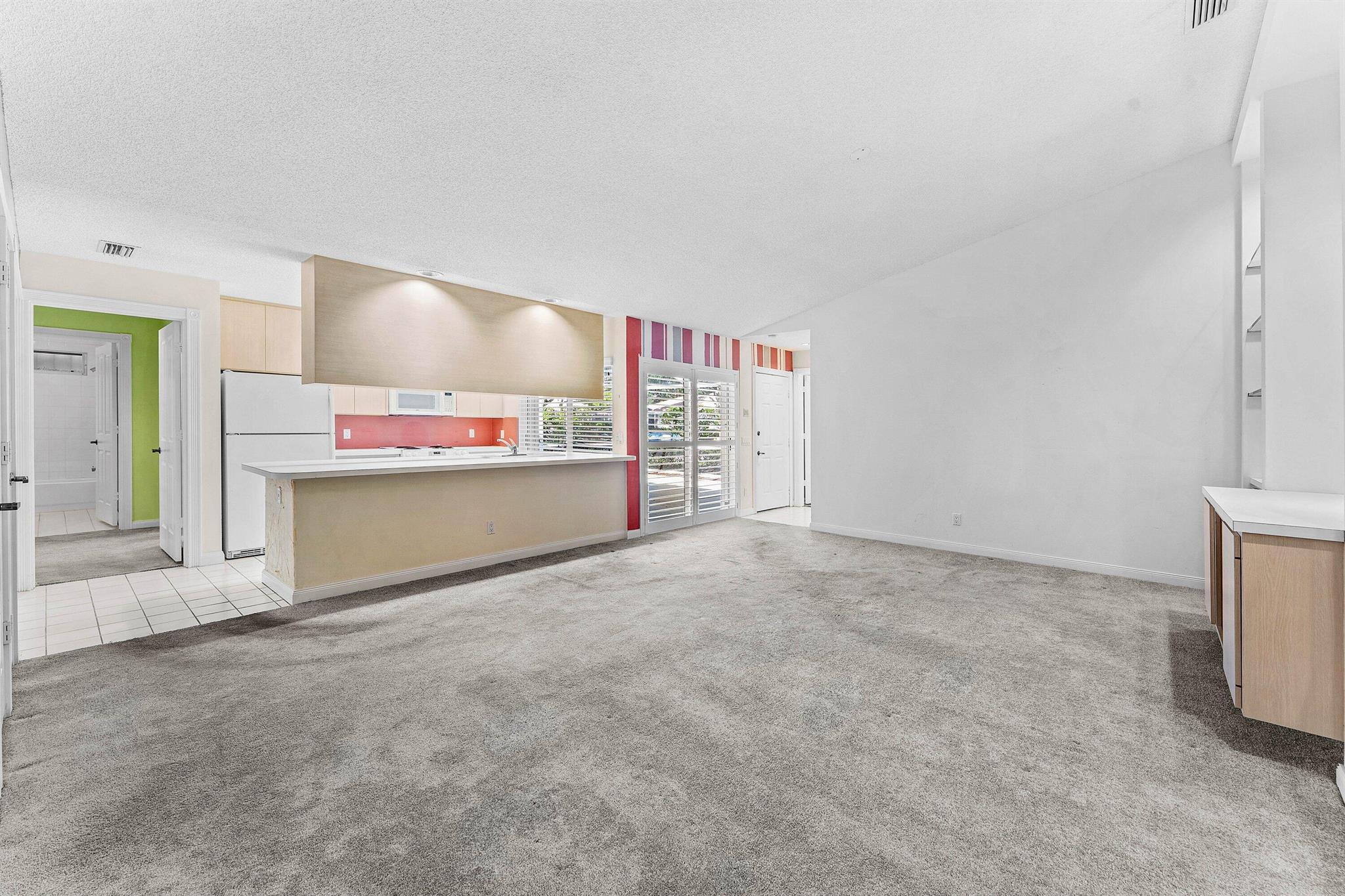 Sun Terrace at the Oaks - Residential