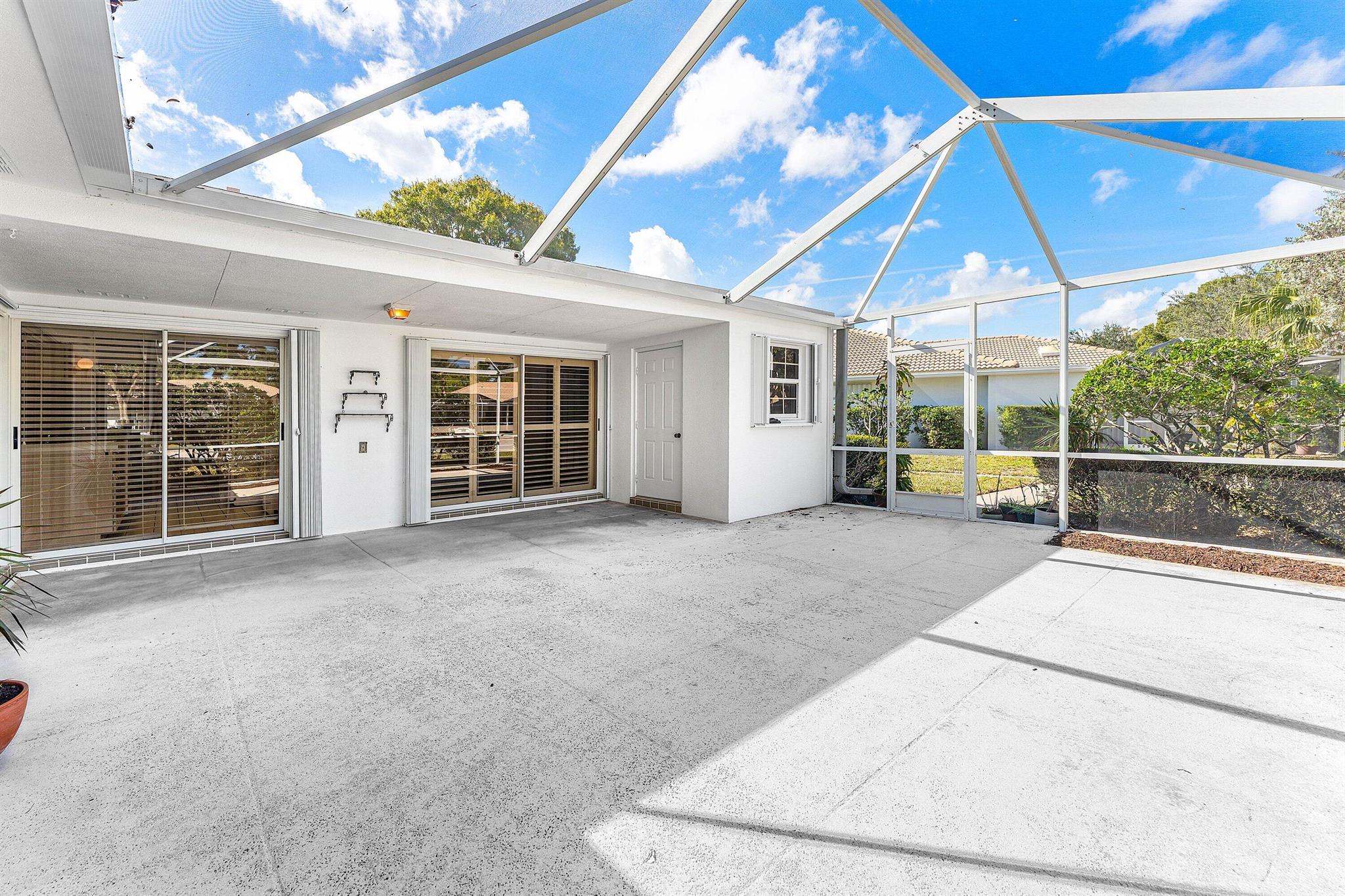 Sun Terrace at the Oaks - Residential
