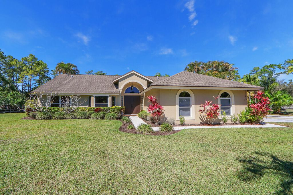 Photo of 15595 Mellen Lane, Jupiter, FL 33478 (MLS # R10960092)