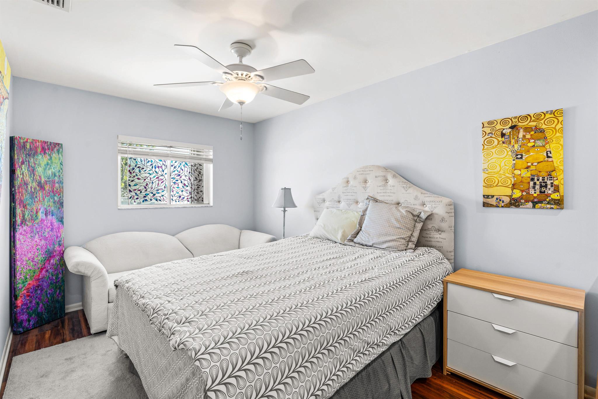 RIVERWALK 2 - Residential