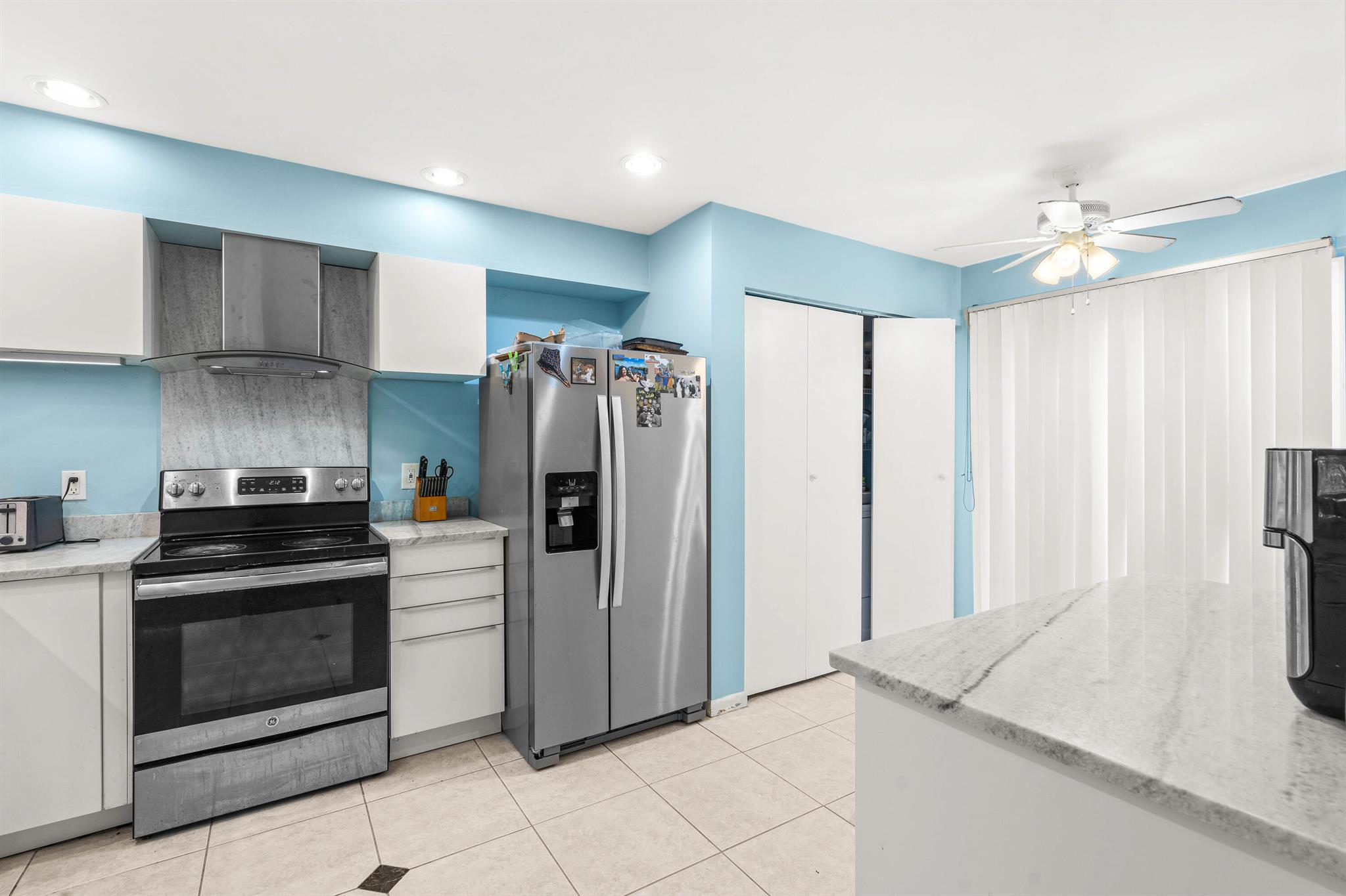 RIVERWALK 2 - Residential