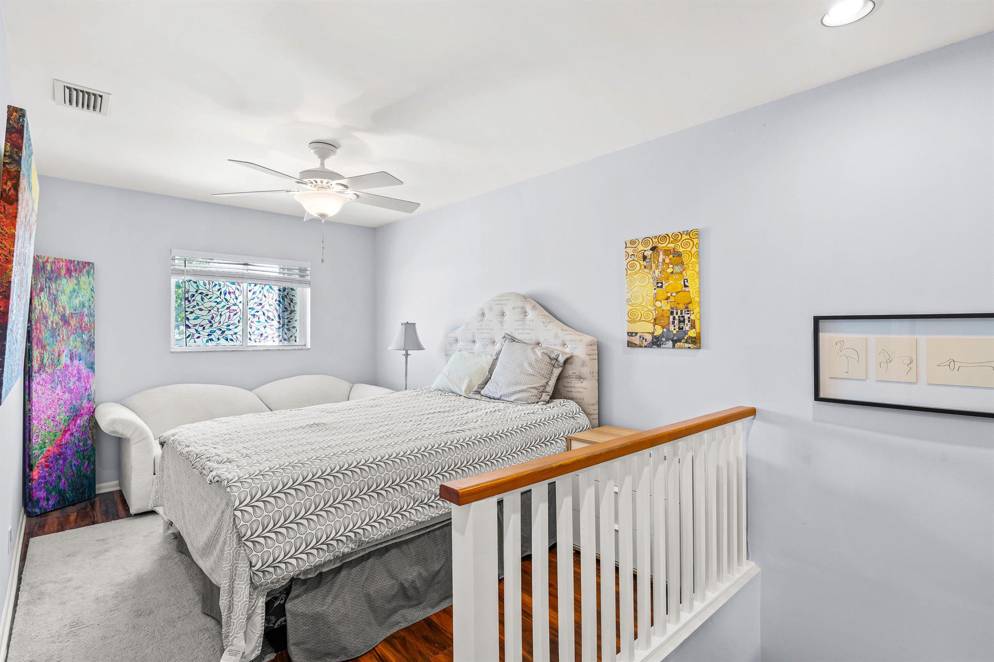 RIVERWALK 2 - Residential