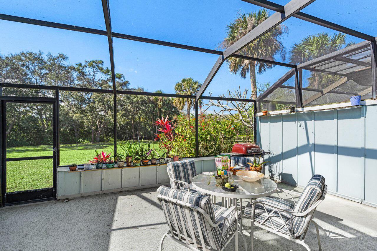 RIVERWALK 2 - Residential