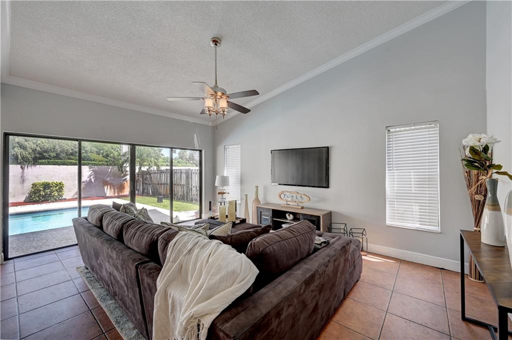 The Crossings 93-5 B - Residential