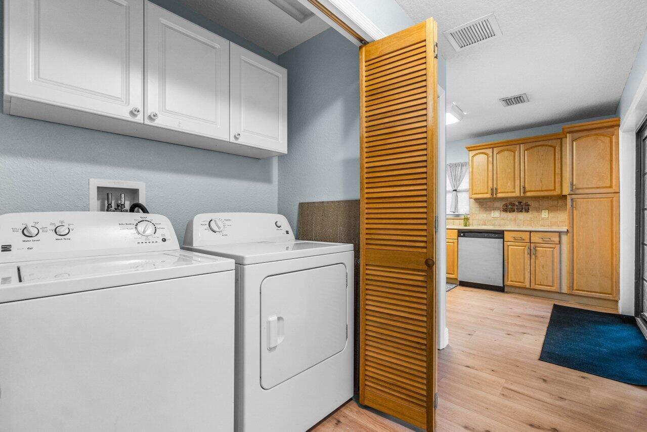 PALM BEACH RANCHETTES - Residential Lease