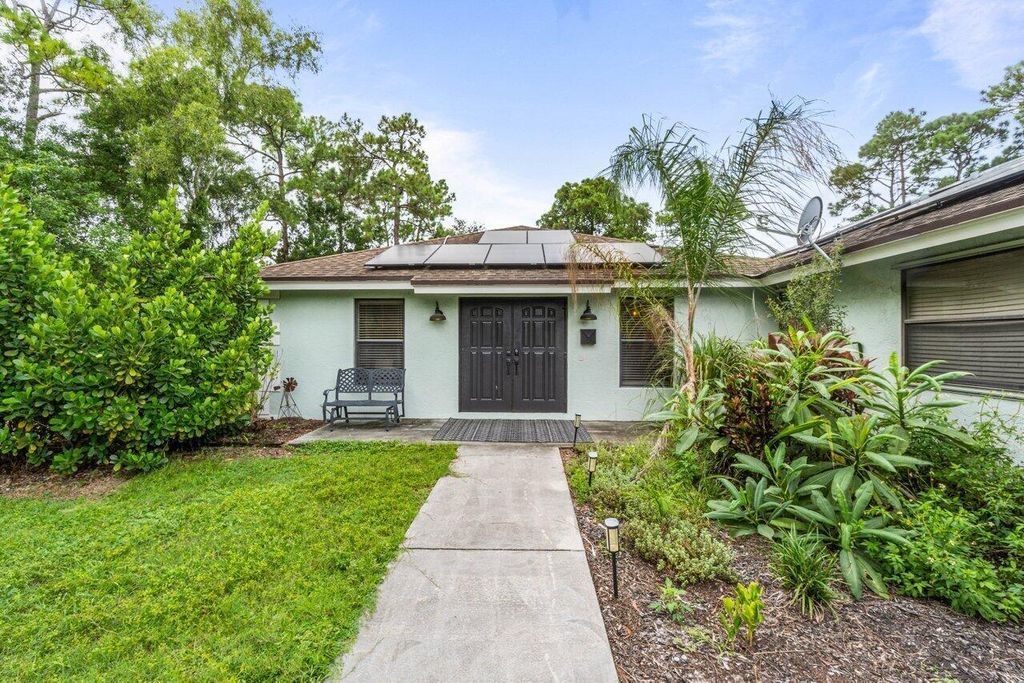Photo of 3303 Custer Avenue, Wellington, FL 33467 (MLS # B26026067)