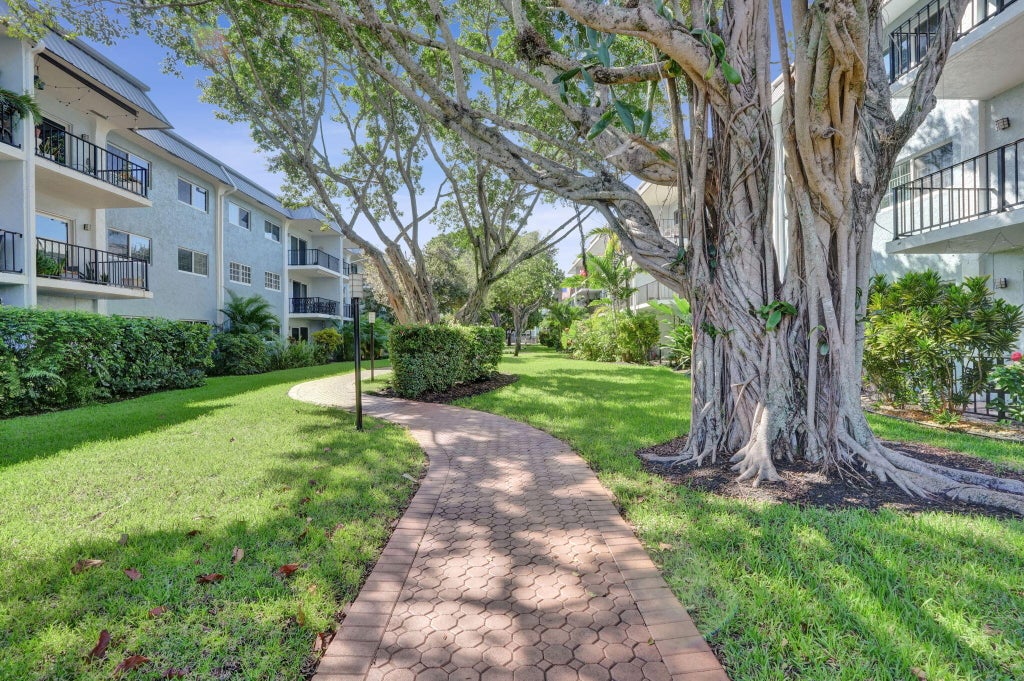 Photo of 3000 NE 5TH Terrace #102-A, Wilton Manors, FL 33334 (MLS # B26089696)