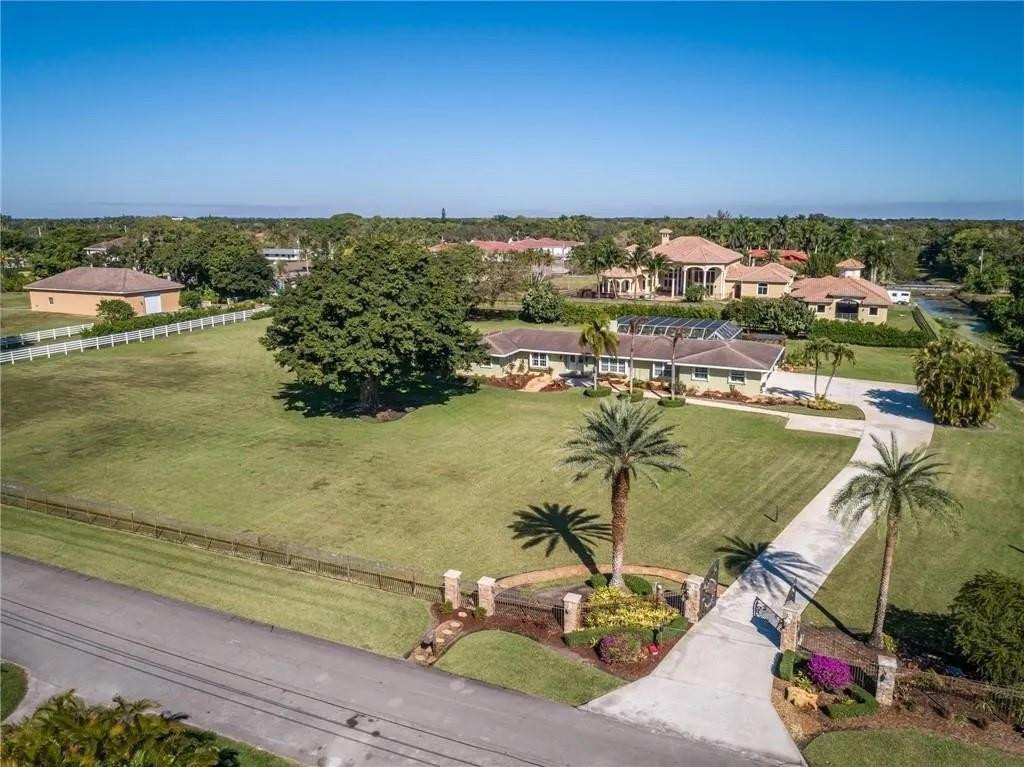 17501 SW 54th Street