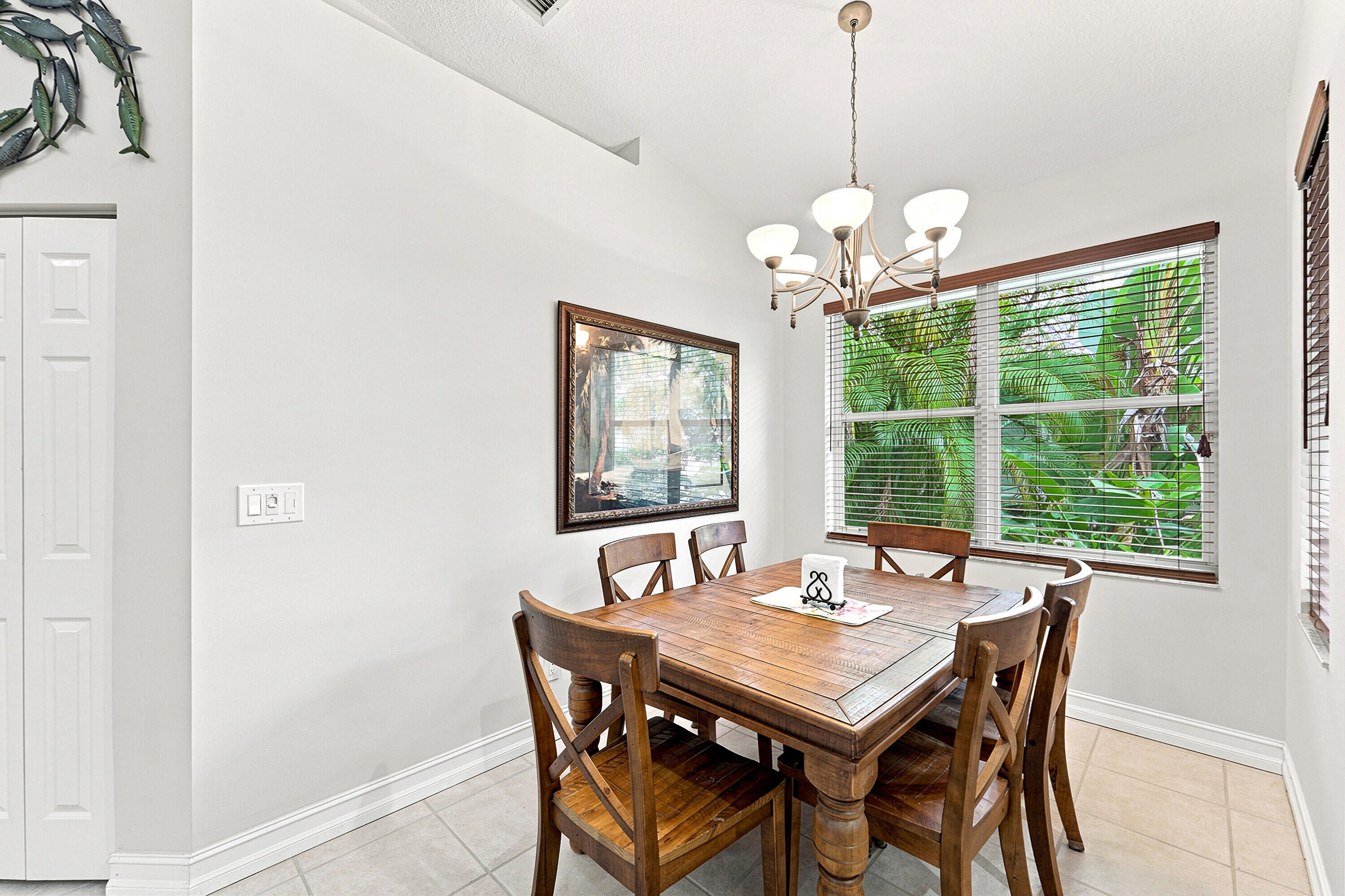 368 W Coral Trace Circle