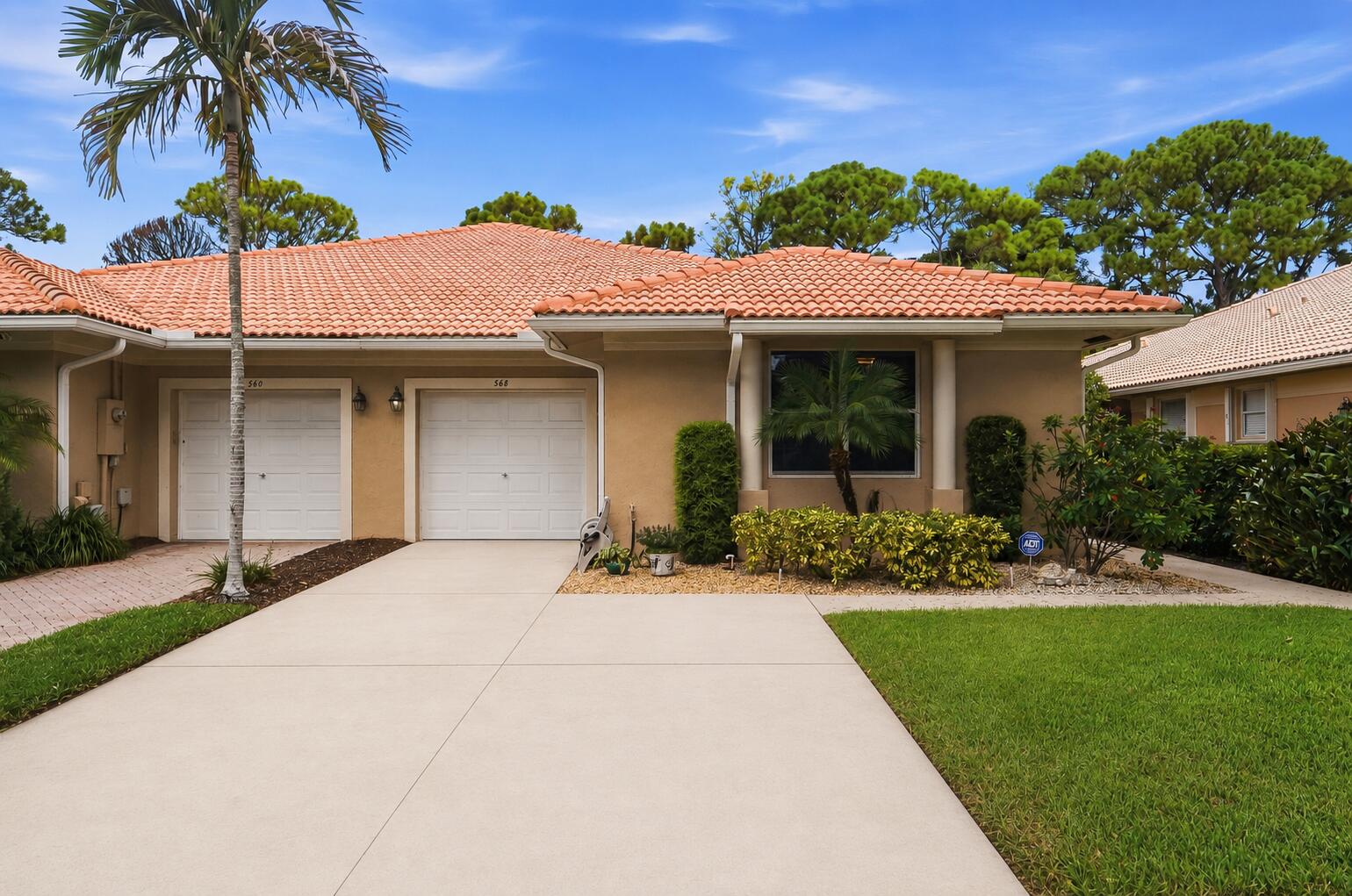 368 W Coral Trace Circle
