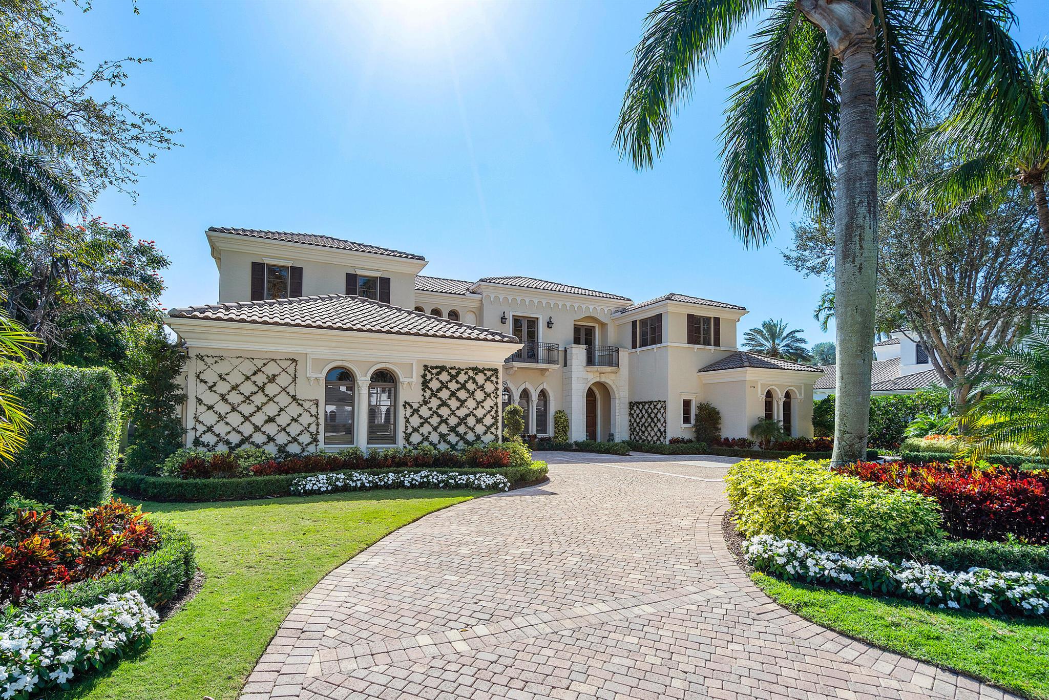 OLD PALM 4 - Residential