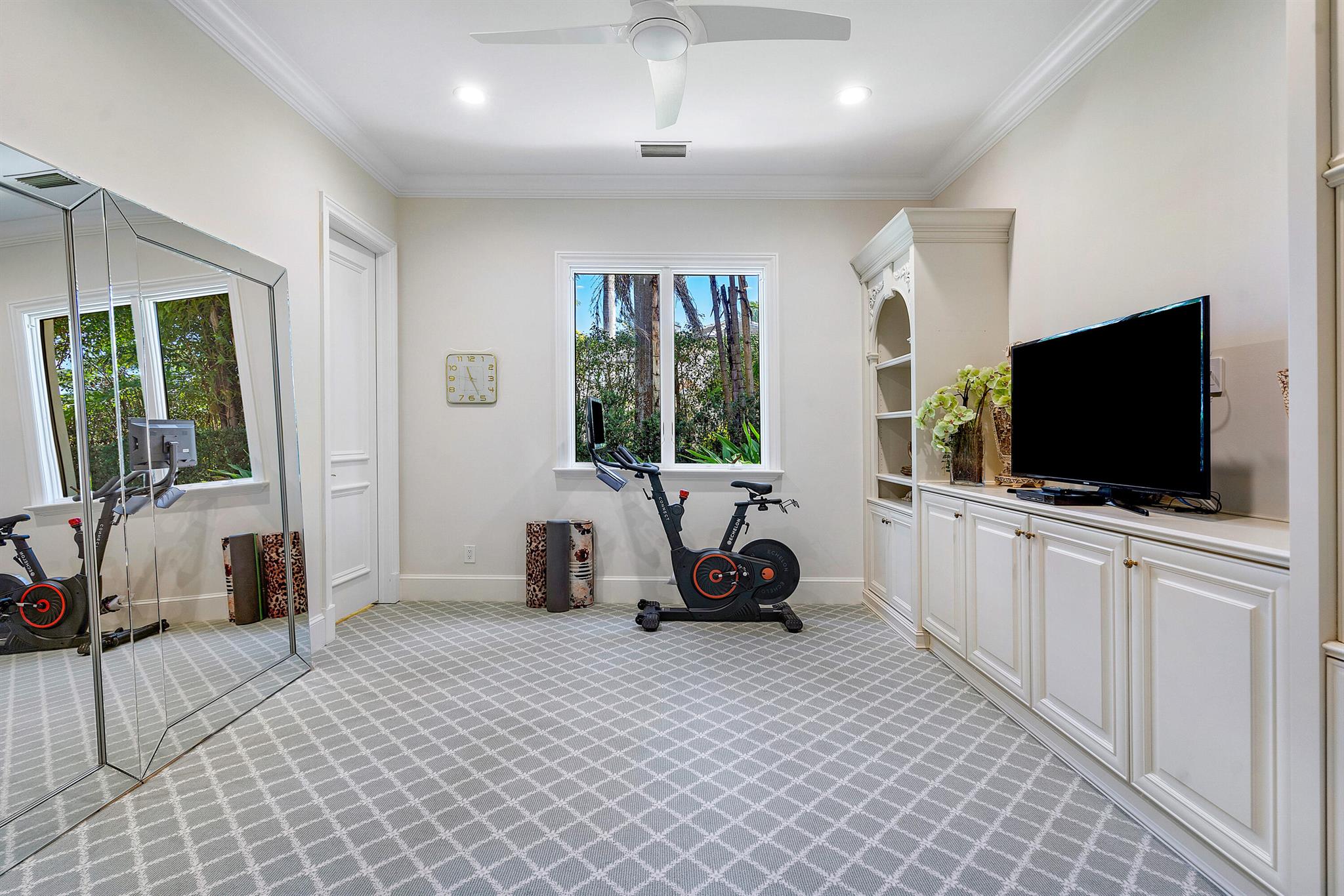 OLD PALM 4 - Residential