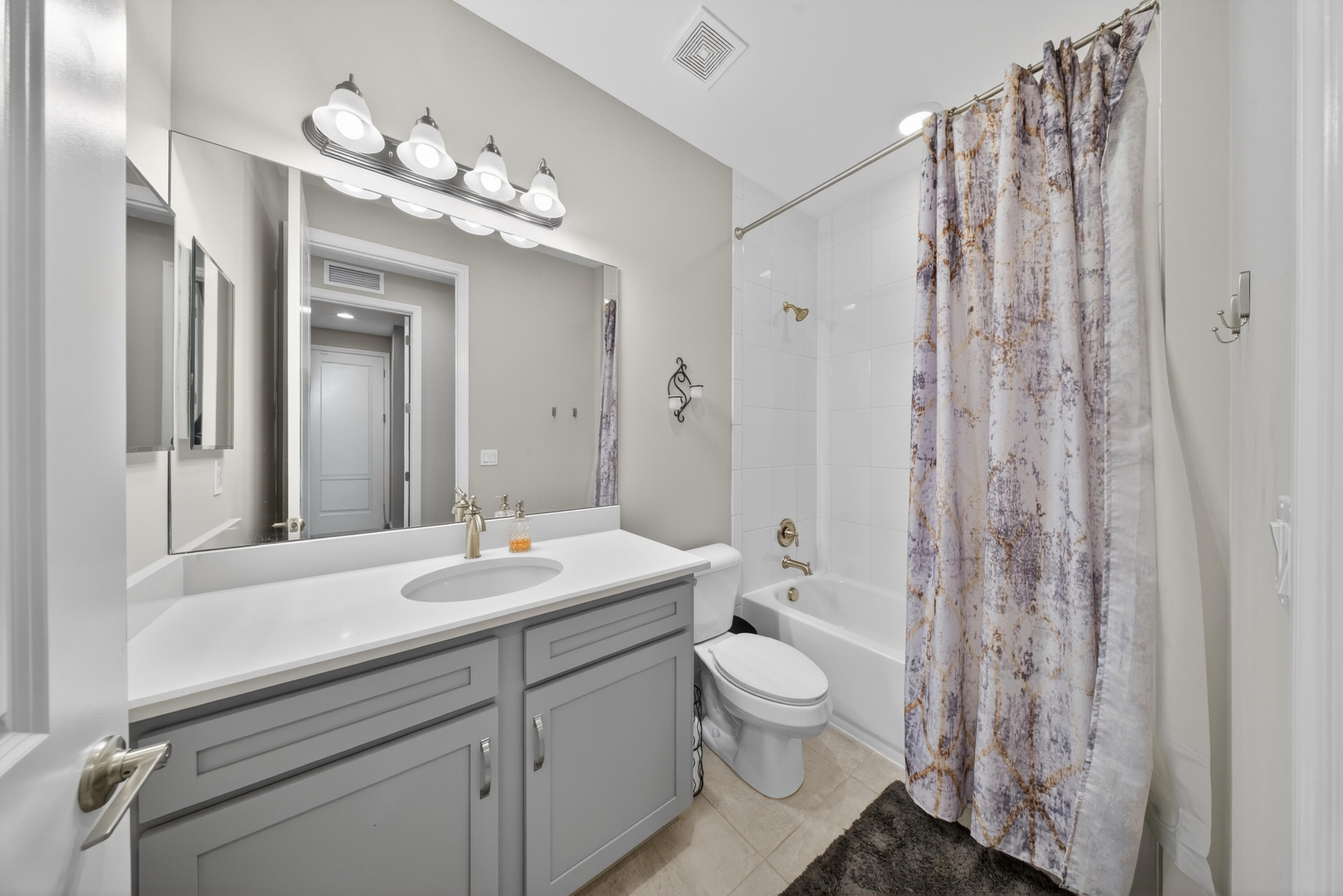 RIVERLAND PARCEL C - PLAT TEN REPLAT - Residential