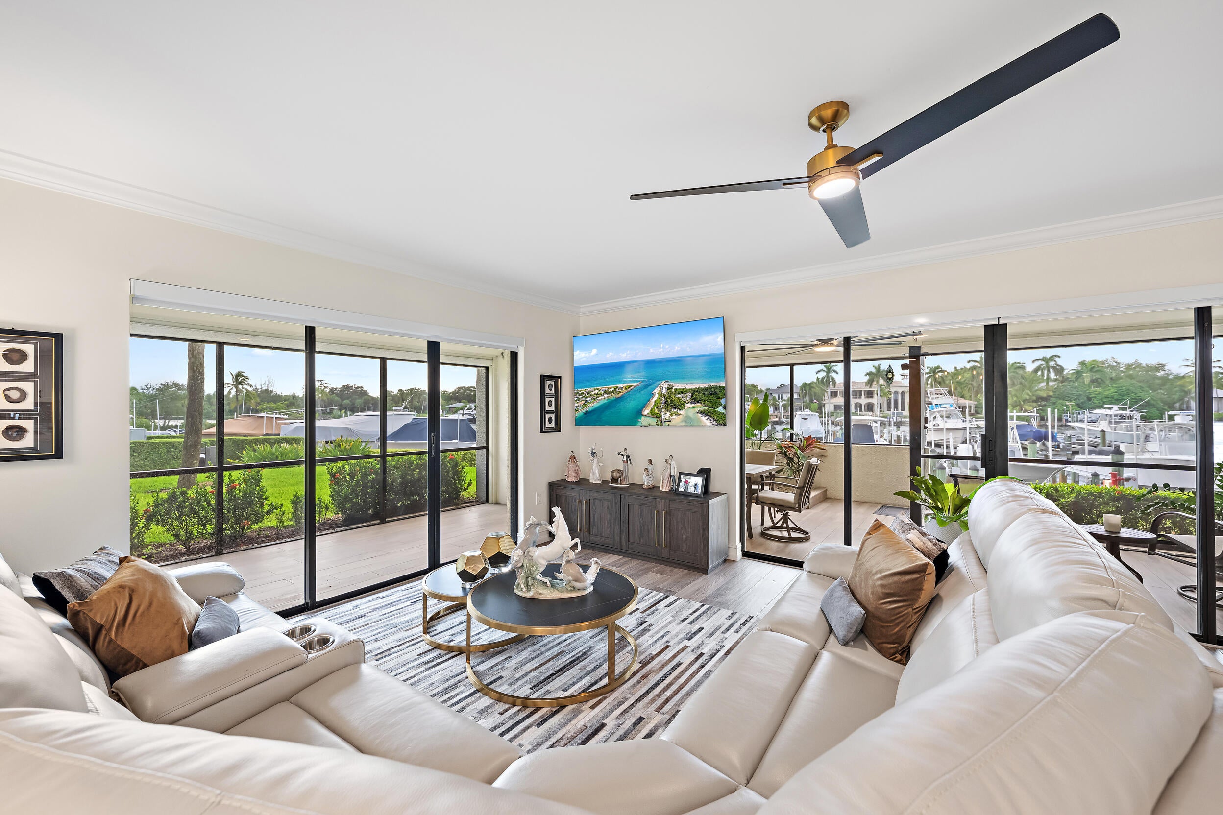 513 Oak Harbour Drive
