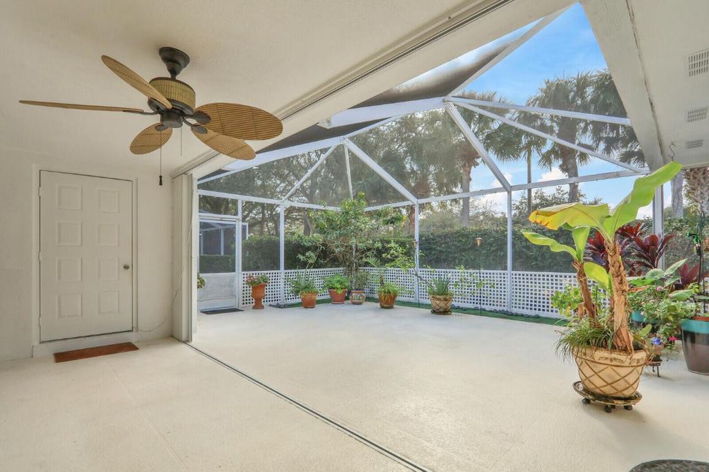 Photo of 9303 Chapman Oak Court, Palm Beach Gardens, FL 33410 (MLS # R11141587)