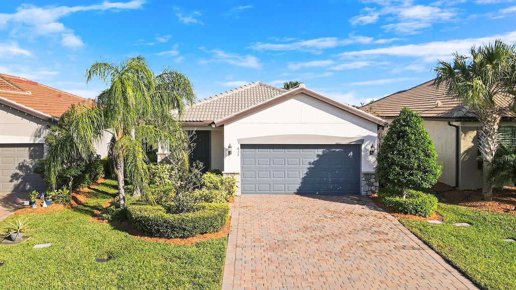Photo of 633 SE Monet Drive, Port Saint Lucie, FL 34984 (MLS # R11087059)