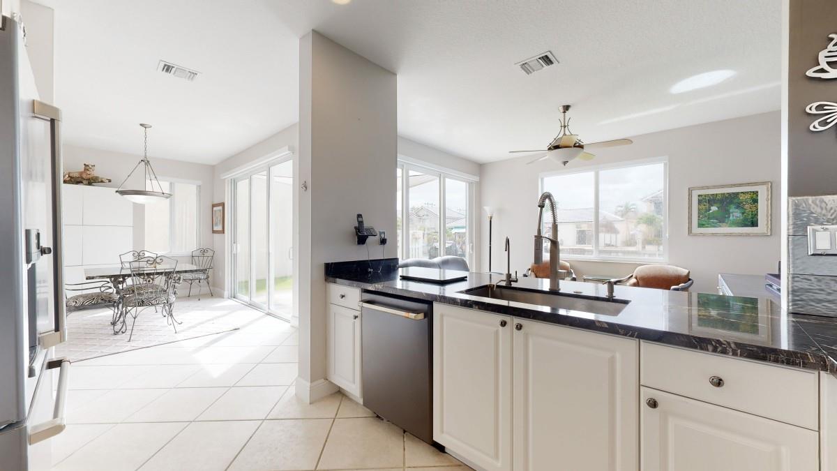 THE POINT - Residential