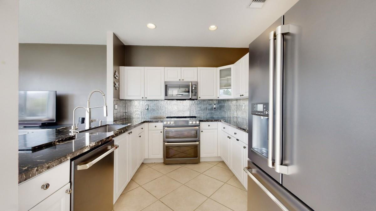 THE POINT - Residential