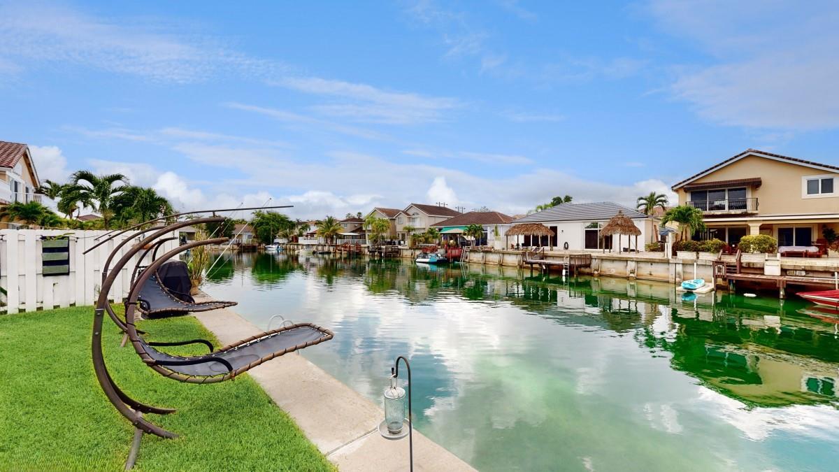 THE POINT - Residential