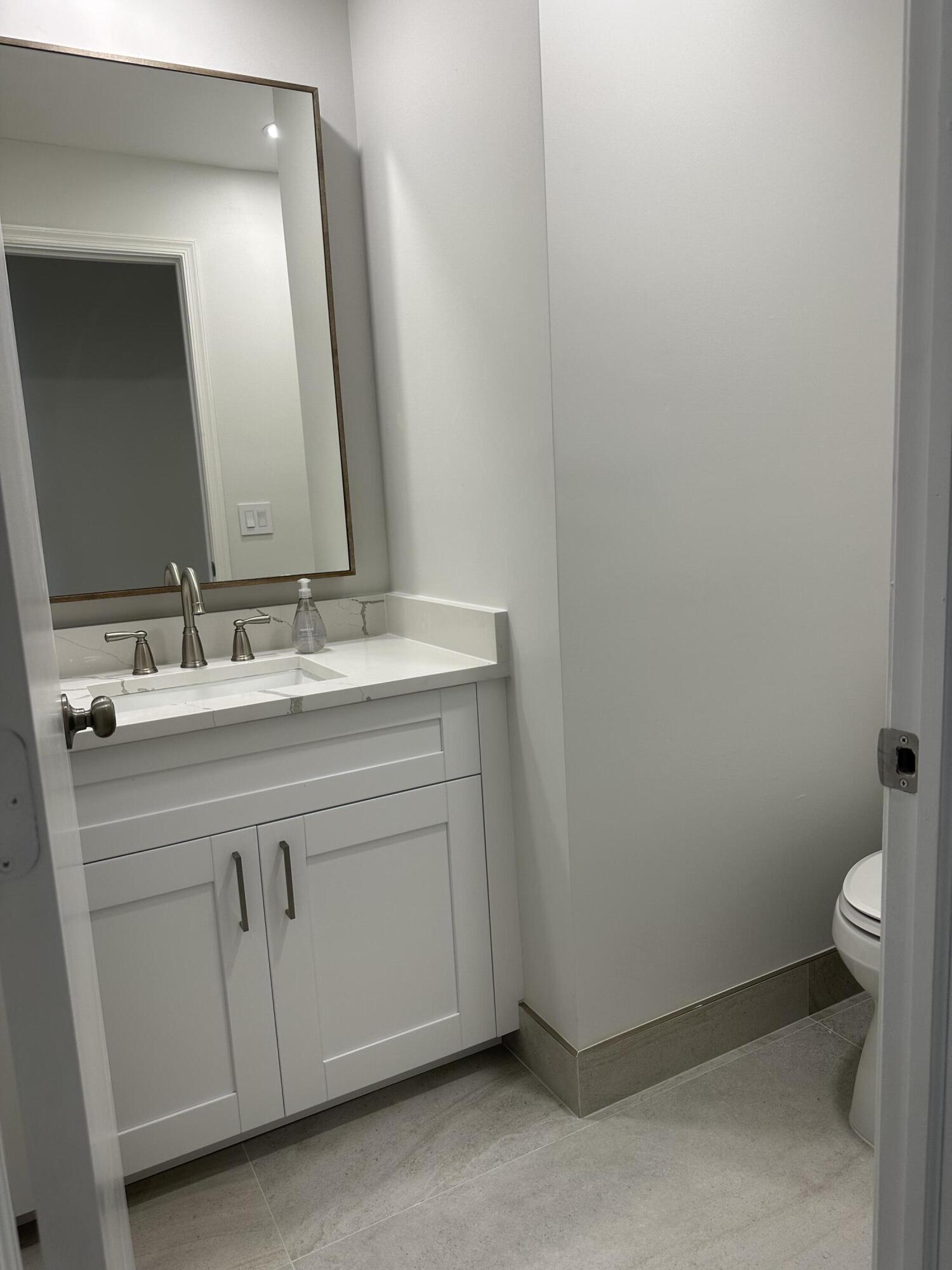 ISLAND LAKES SEC 1 1 - Residential Lease