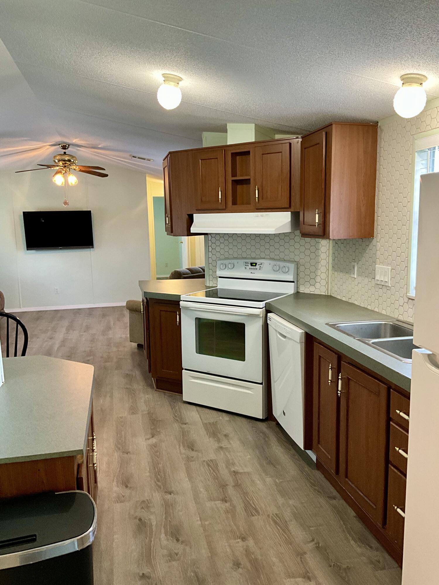 OF LUCY ISLAND SUBDIVISION - Residential