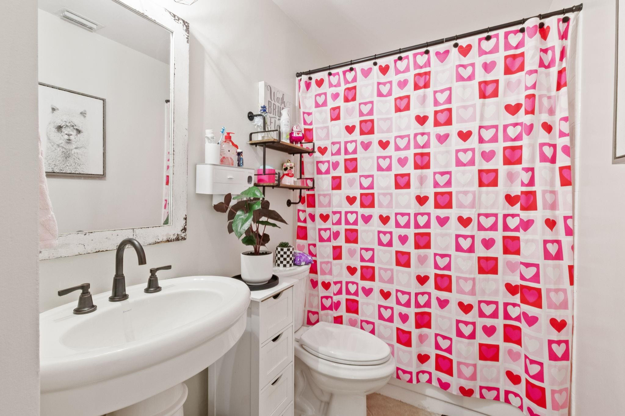 Waterford 116-43 B - Residential