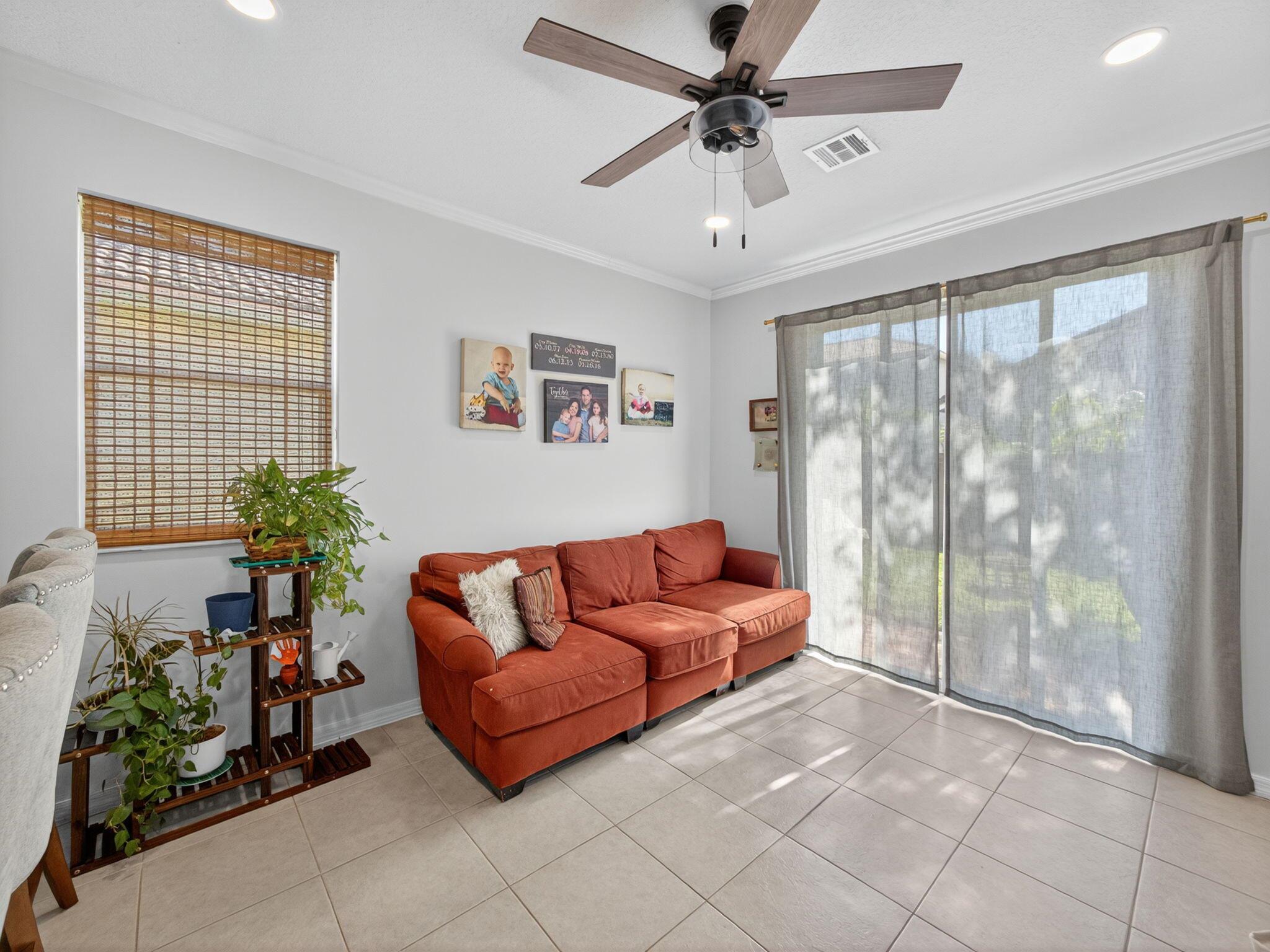 WELLINGTONS EDGE - Residential