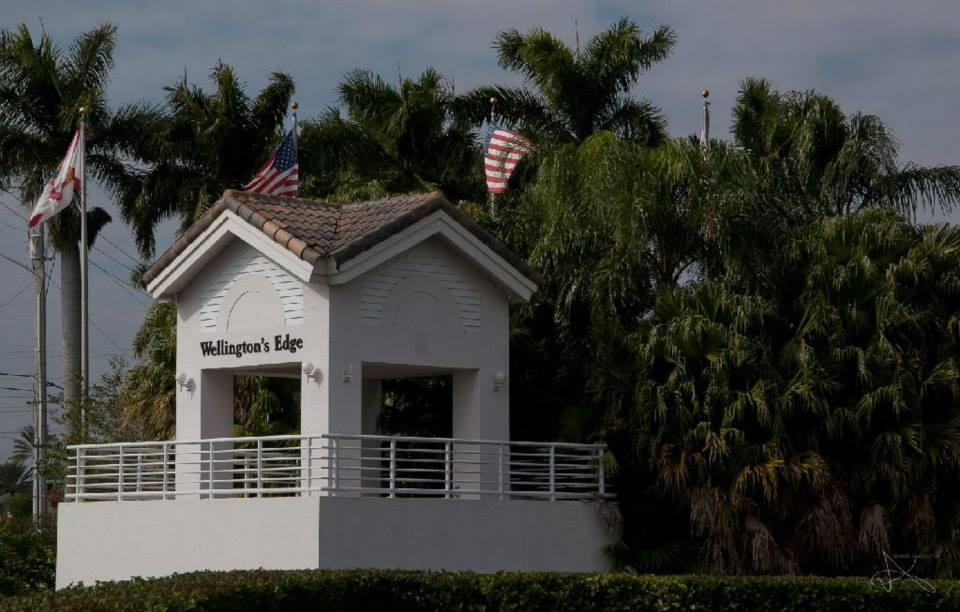 WELLINGTONS EDGE - Residential