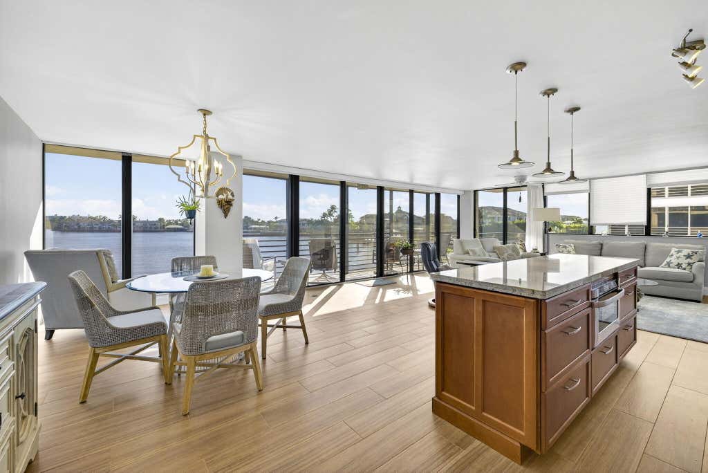 Photo of 900 NE SPANISH RIVER Boulevard #2w, Boca Raton, FL 33431 (MLS # B26067653)