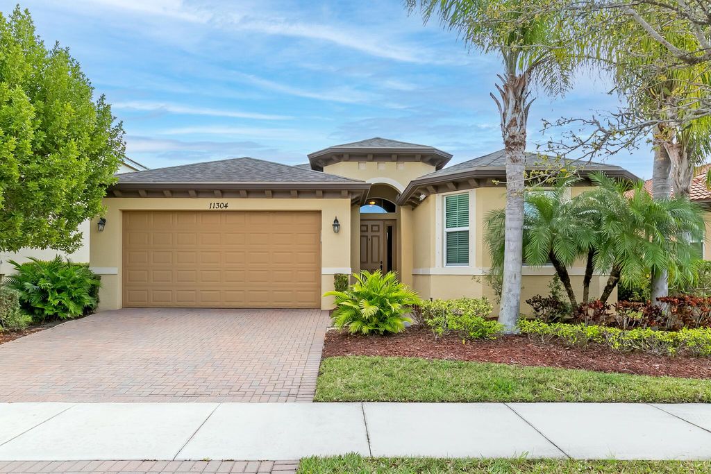 Photo of 11304 SW Barton Way W, Port Saint Lucie, FL 34987 (MLS # R10968485)