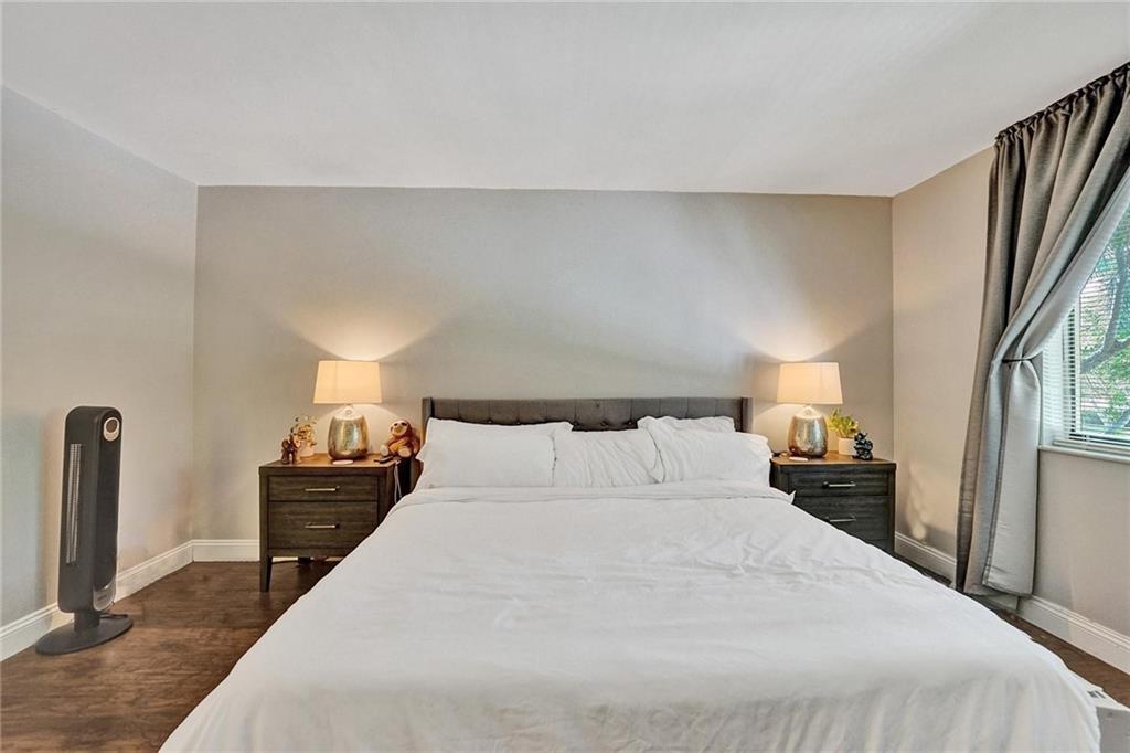 RACQUET CLUB - Residential