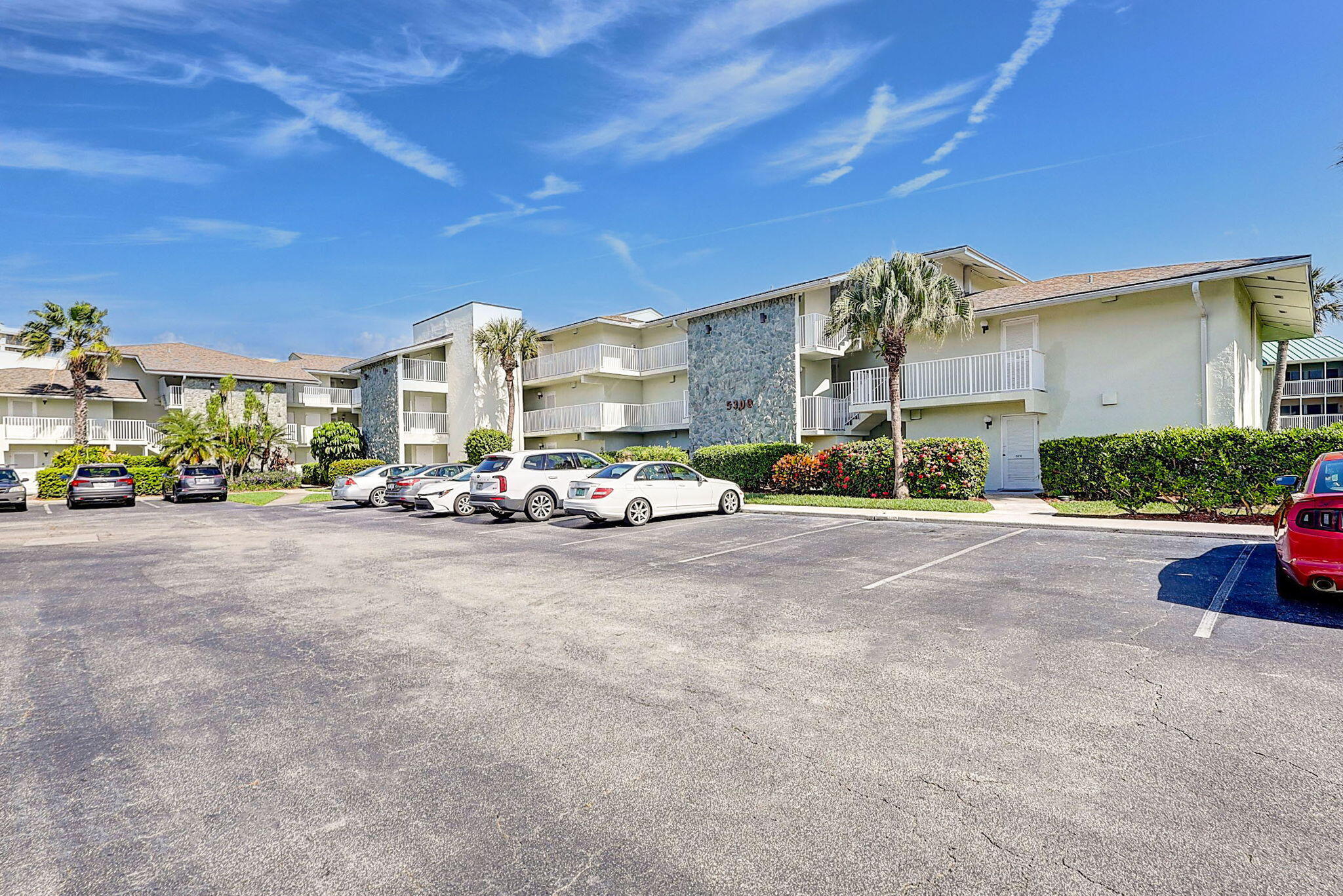 GOLF VILLAS @ OCEAN VILLAGE - Residential Lease