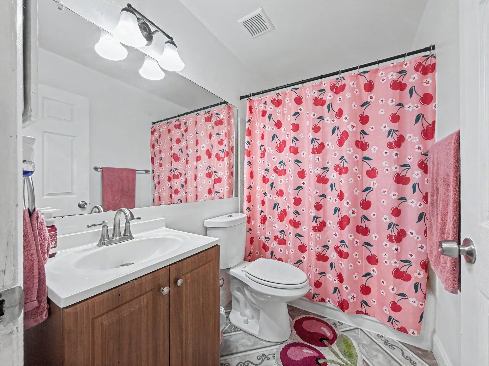 CORAL LAKES - Residential