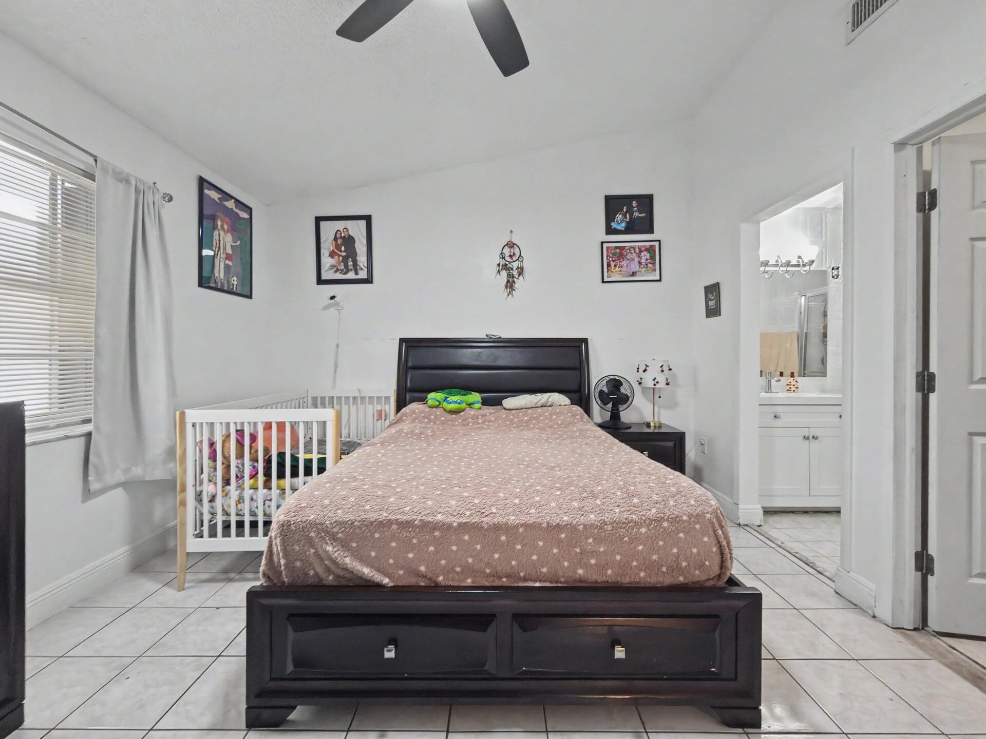 CORAL LAKES - Residential