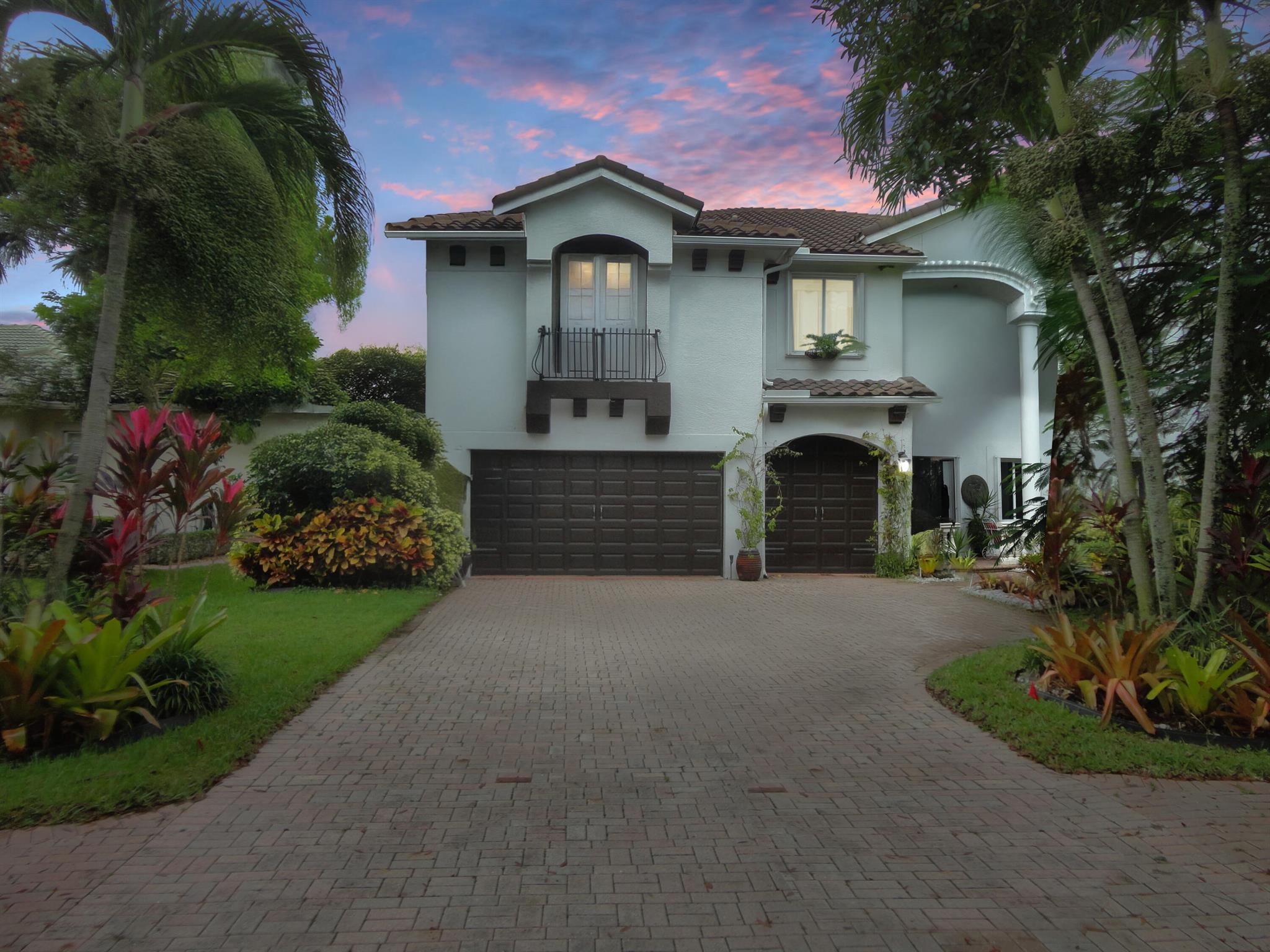 4426 SW Long Bay Drive Drive