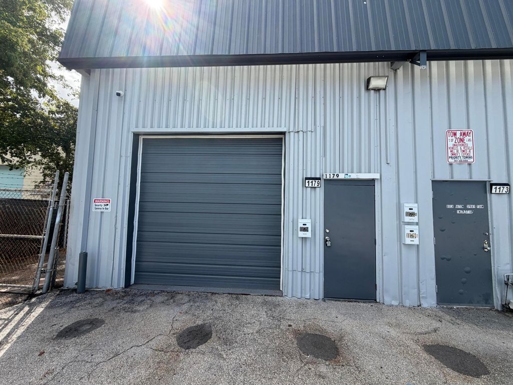 Photo of 1179 SW 1st Way, Deerfield Beach, FL 33441 (MLS # B26011596)