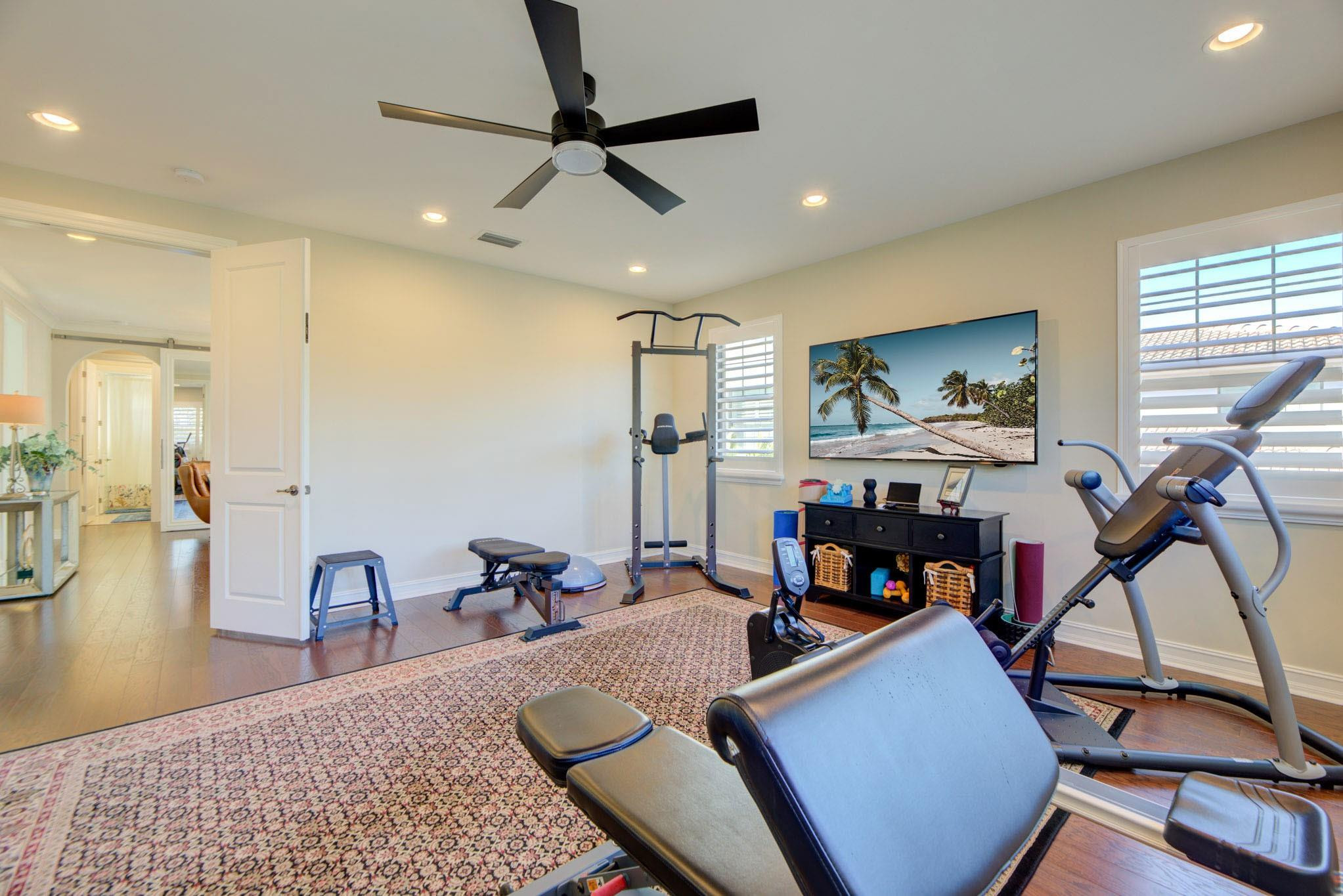 Bruschi Prop 180-105 B - Residential