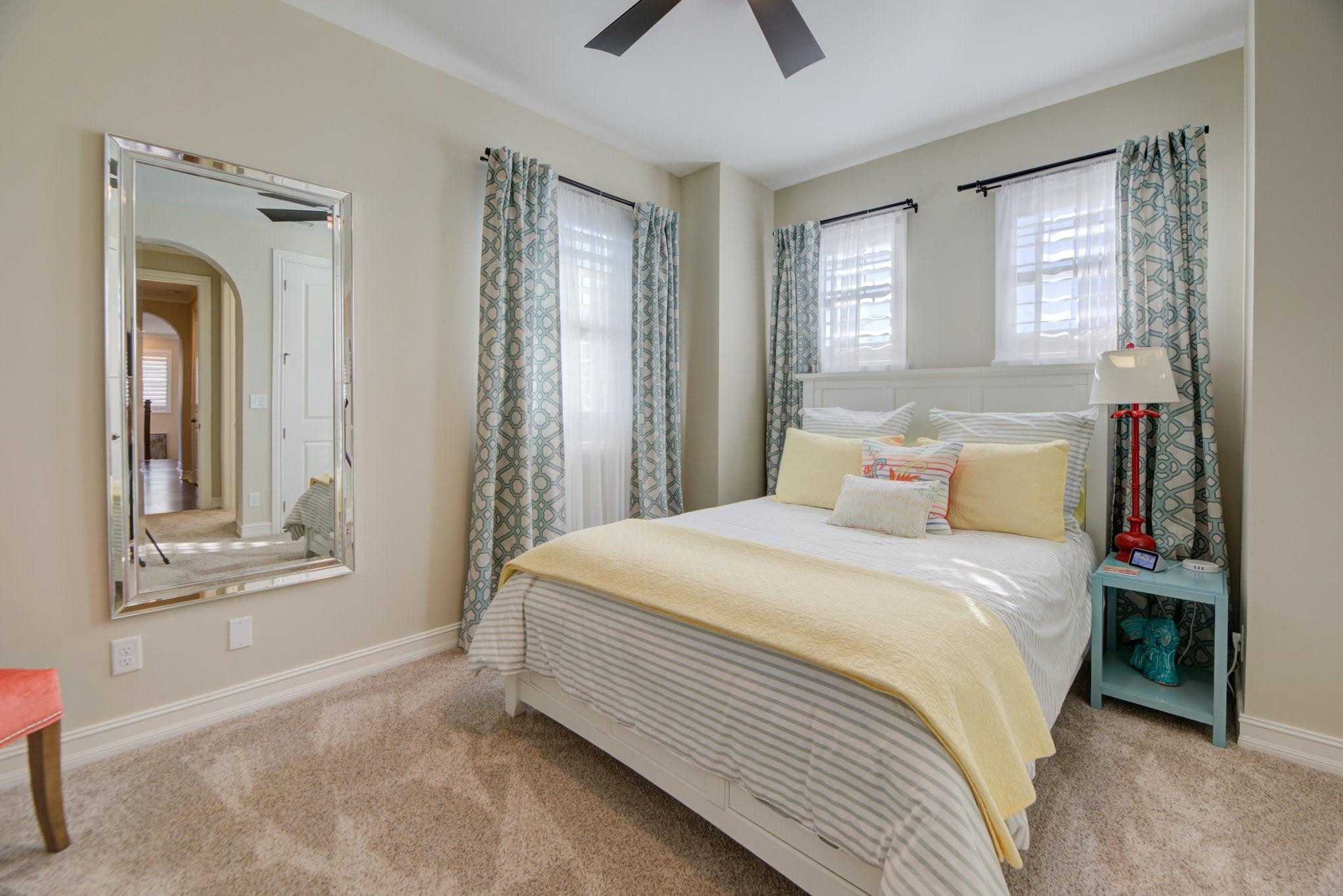 Bruschi Prop 180-105 B - Residential