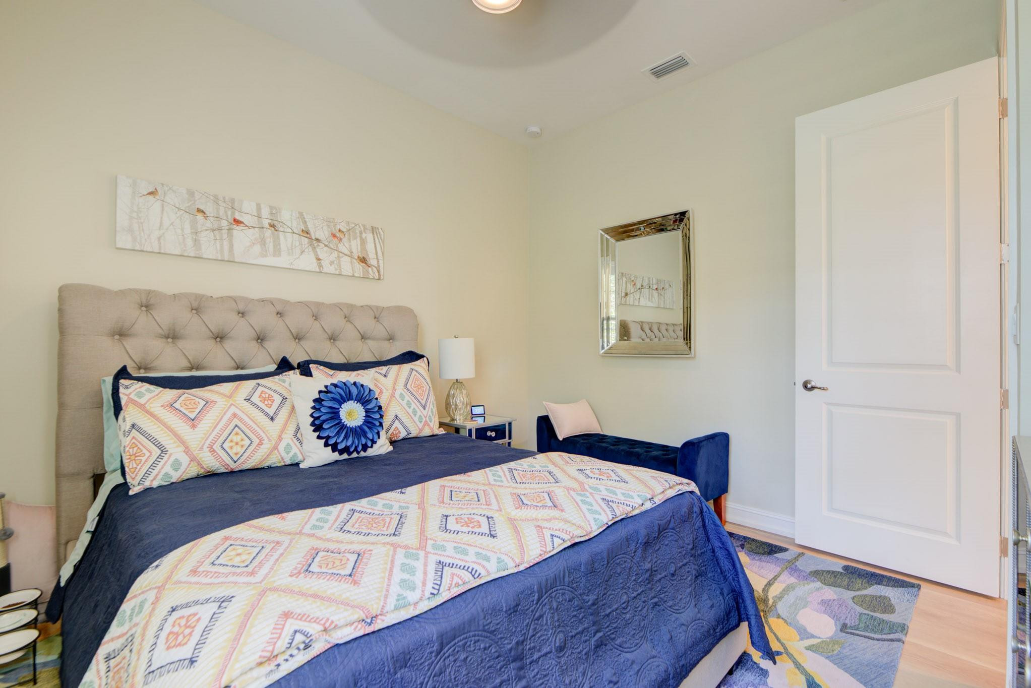 Bruschi Prop 180-105 B - Residential