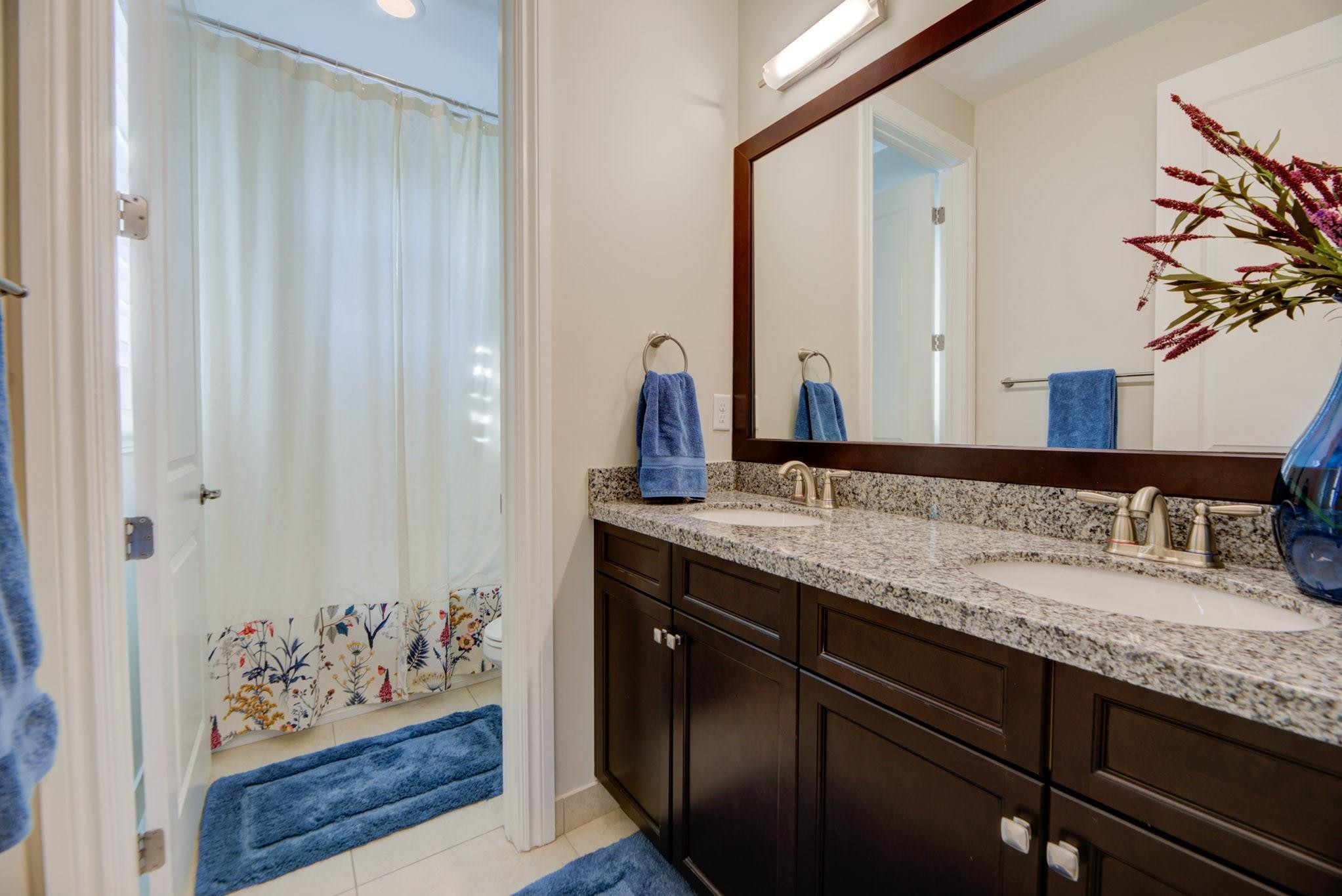 Bruschi Prop 180-105 B - Residential