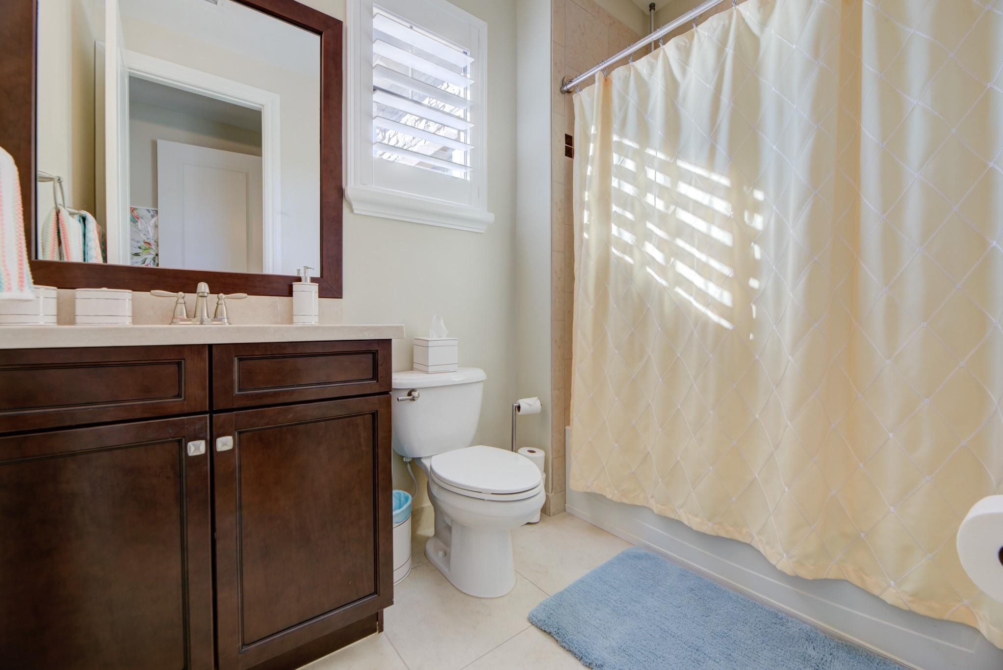 Bruschi Prop 180-105 B - Residential